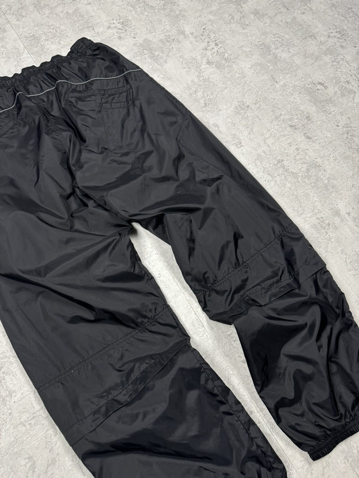 Nike Vintage Nike Y2K Streetwear Sportswear Track Pants Size L Size US 34 / EU 50 - 15 Thumbnail