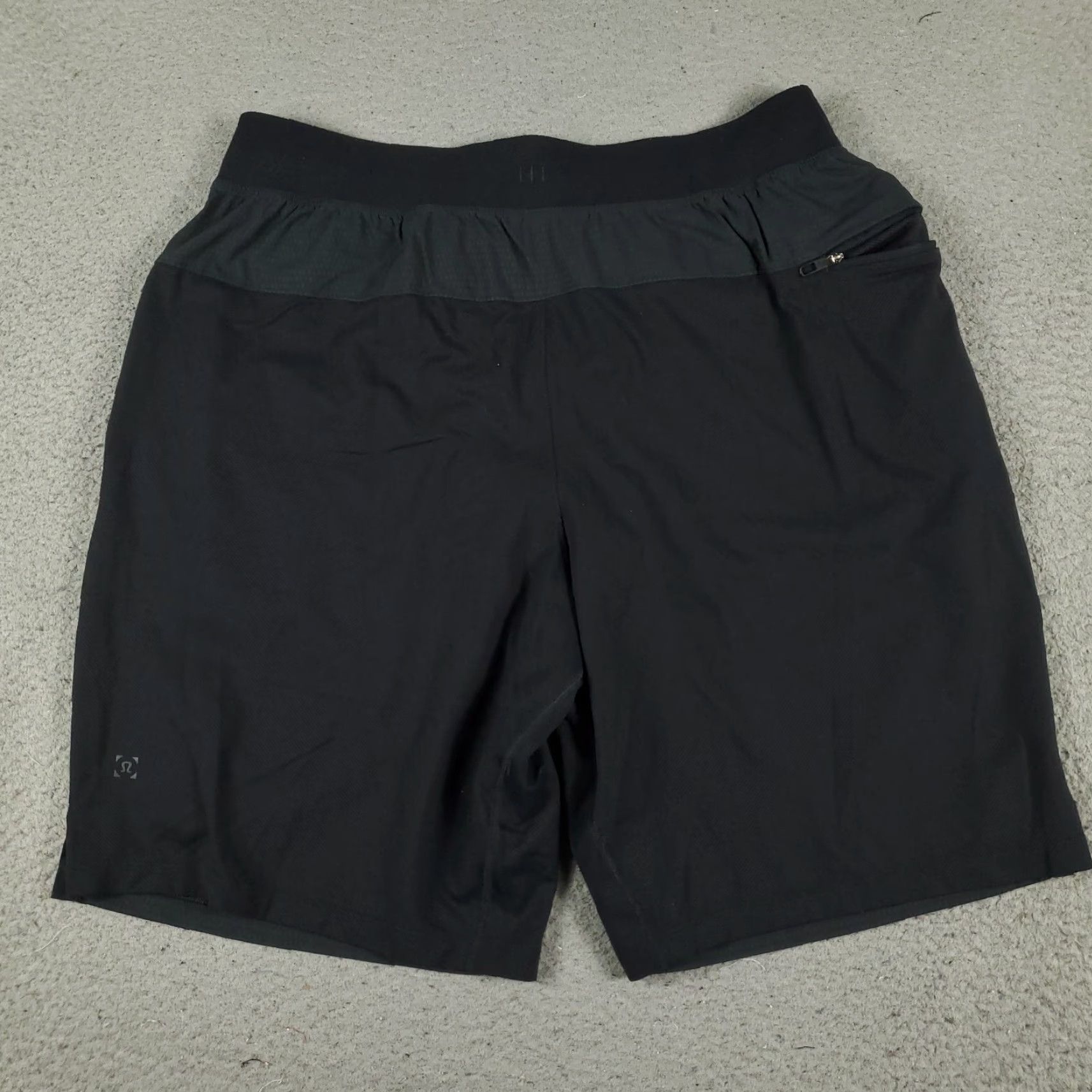 Lululemon Lululemon Shorts Mens Large Black Athletic Stretch Tie Size US 33 - 6 Thumbnail