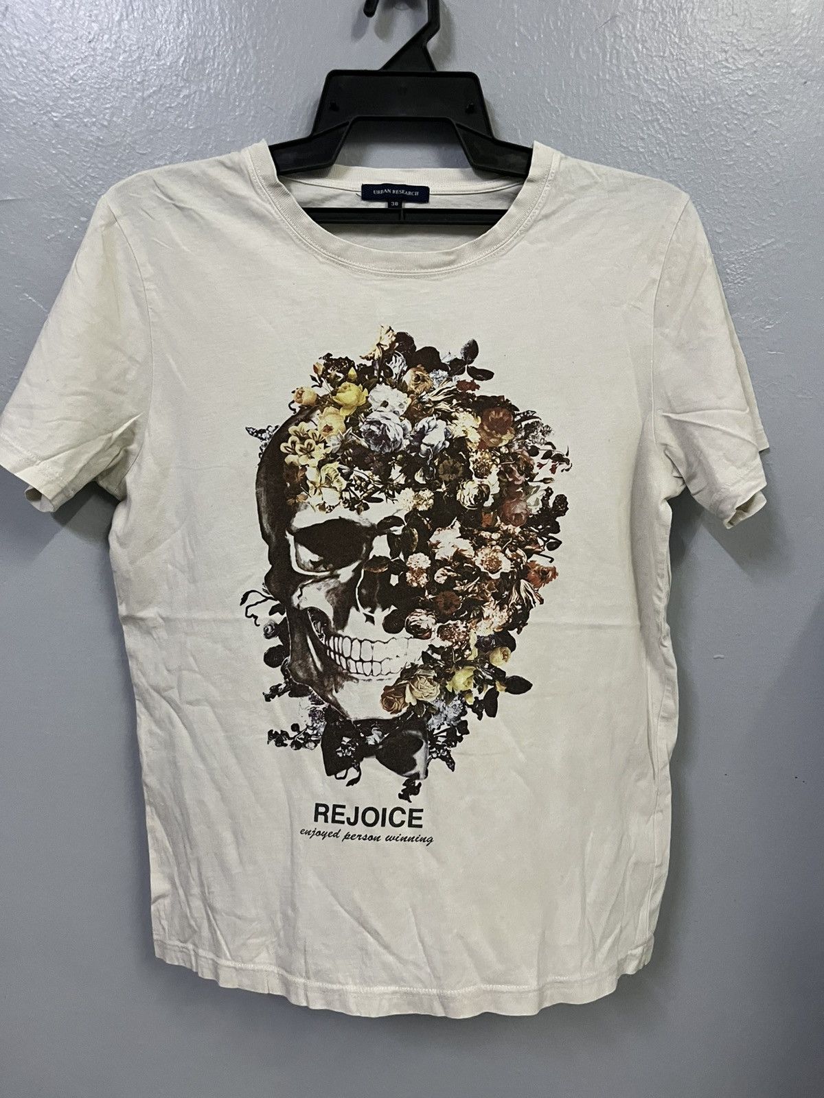 Urban research tee
