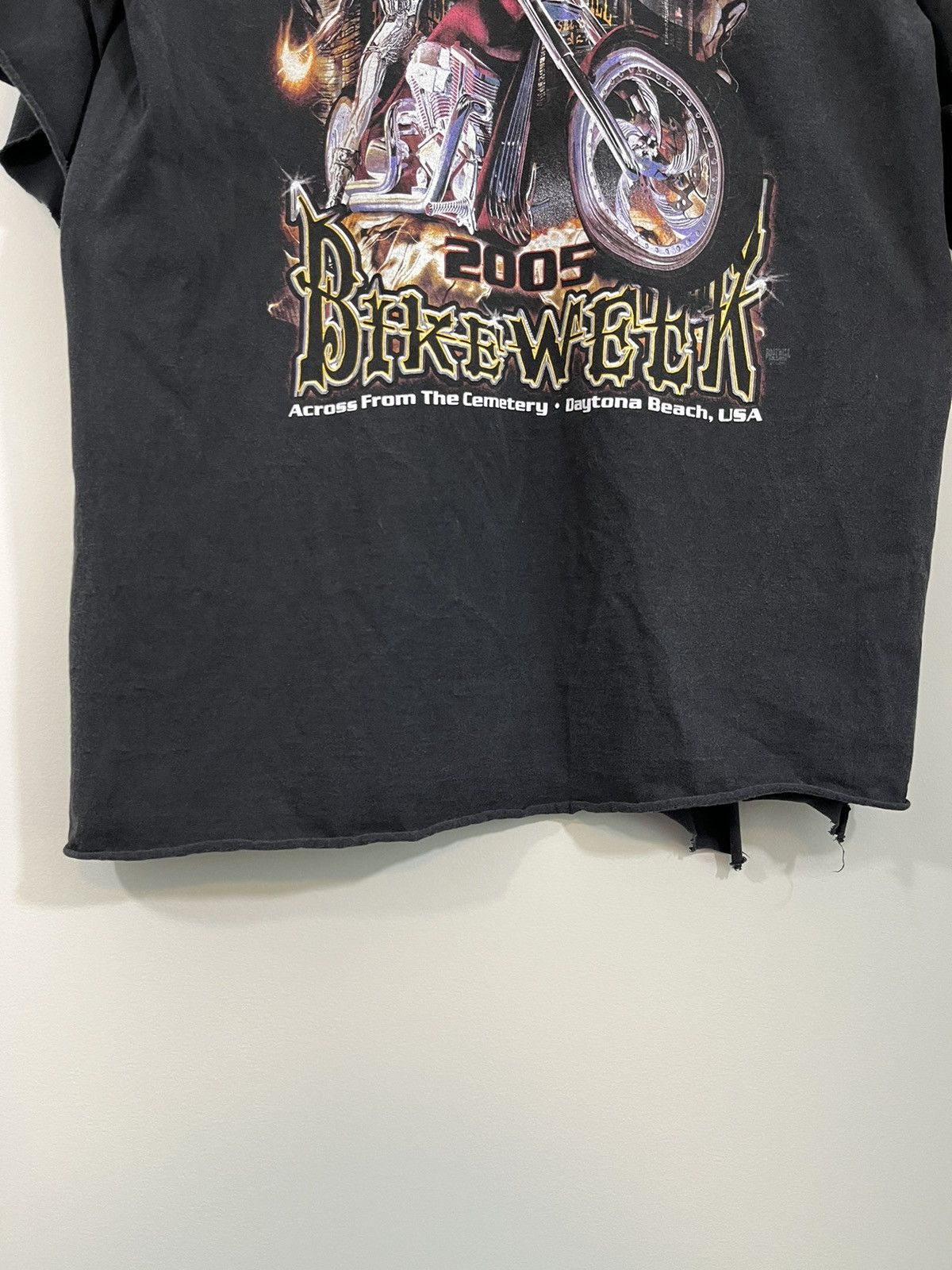Vintage Sun Faded Bike Week 2005 Hot Cyborg Girl Distressed Tee Size US XL / EU 56 / 4 - 15 Thumbnail