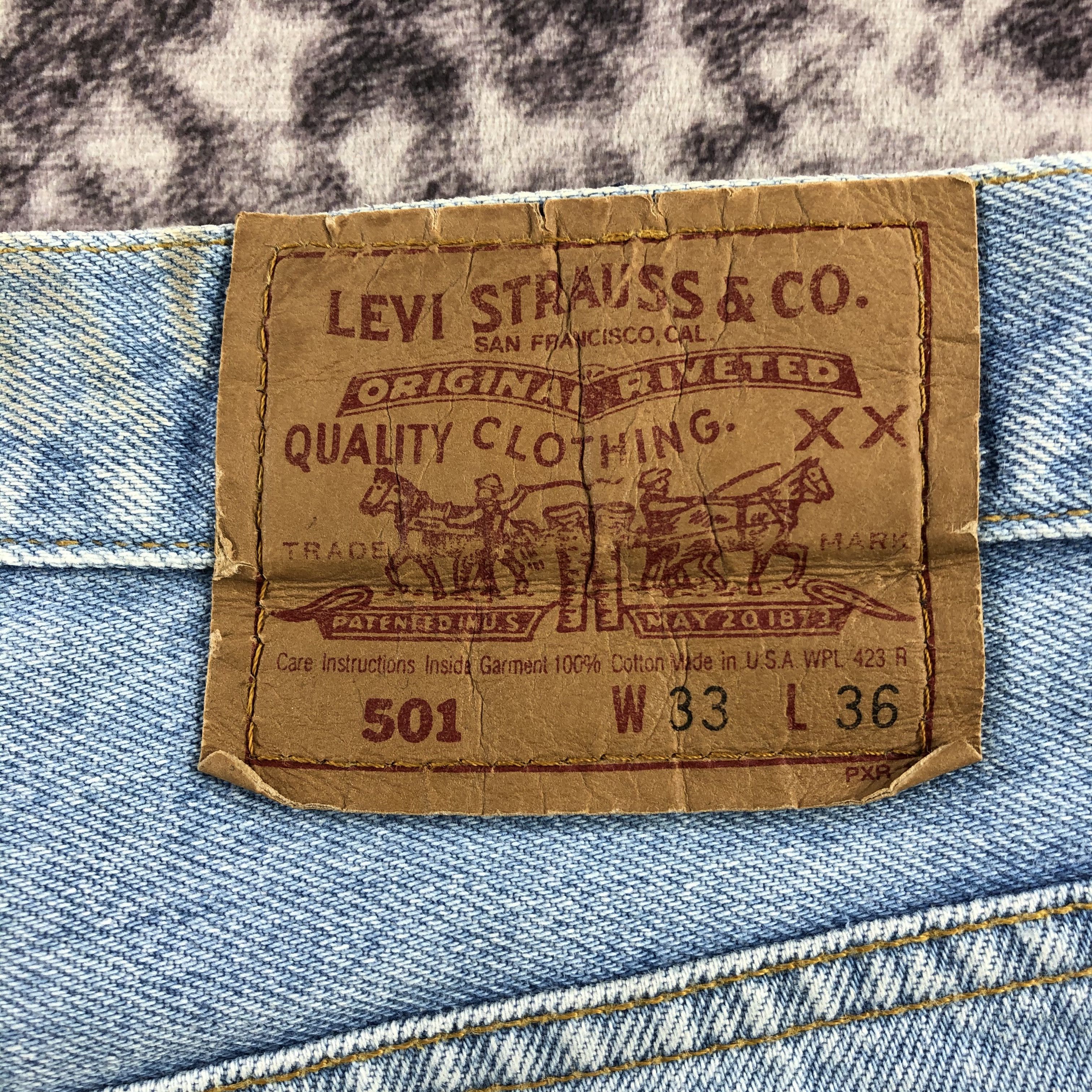 Levi's 90s Vintage Light Wash Levis 501 Jeans-JM2773 Size US 31 - 8 Thumbnail