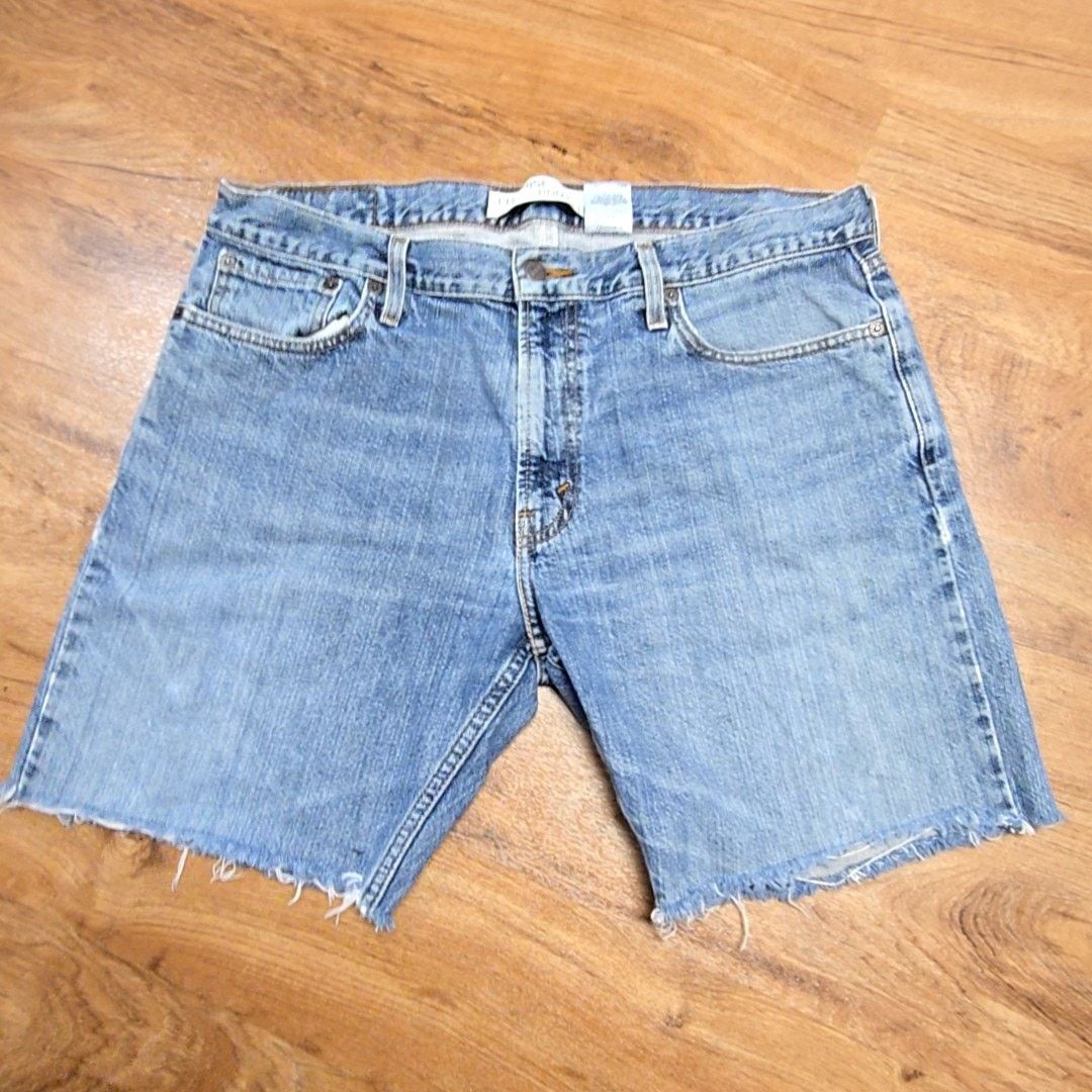 Levi's Vintage Levi's 527 Shorts 36 Jean Distressed Blue jhorts Size 36" / US 14 / IT 50 - 1 Thumbnail