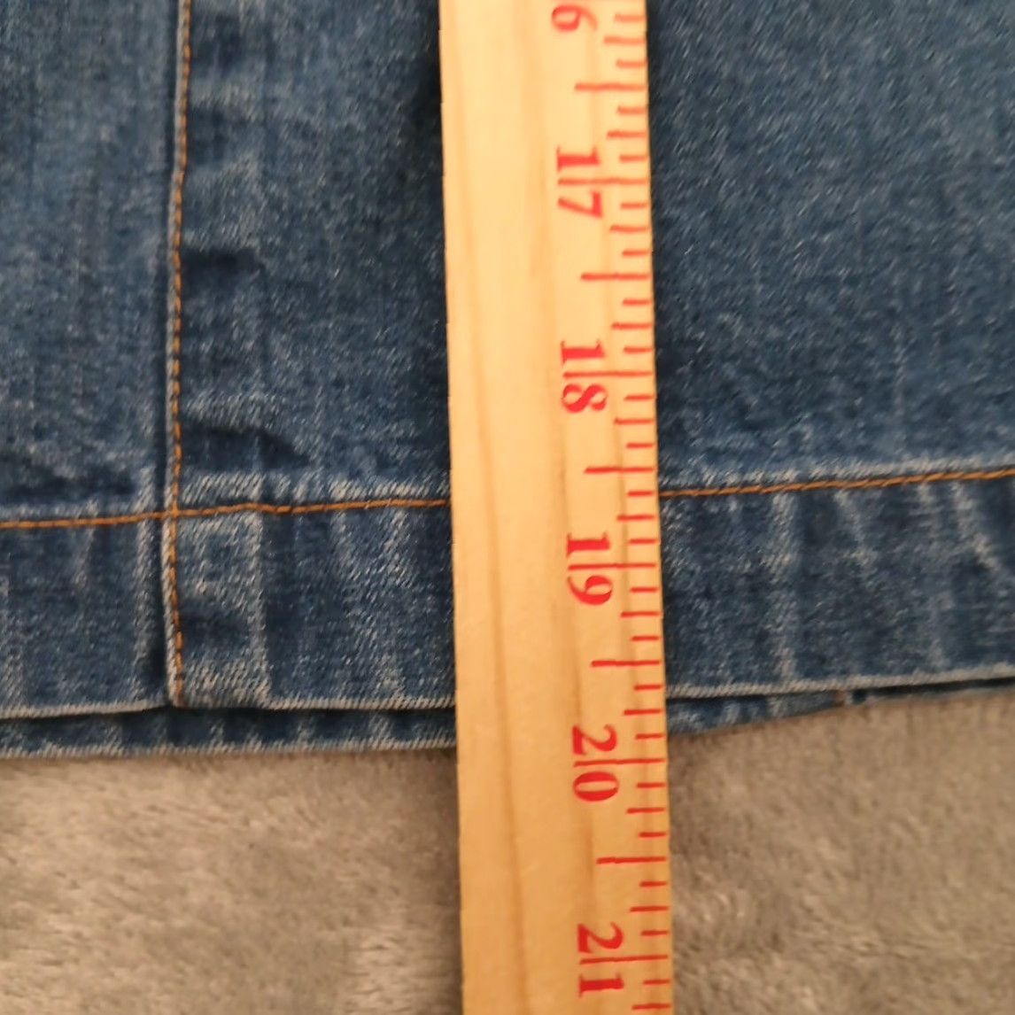 Eddie Bauer Eddie Bauer Skirt Size 10 Tall Blue Denim Pencil Pleated Front Pockets Womens Size 32" / US 10 / IT 46 - 3 Thumbnail