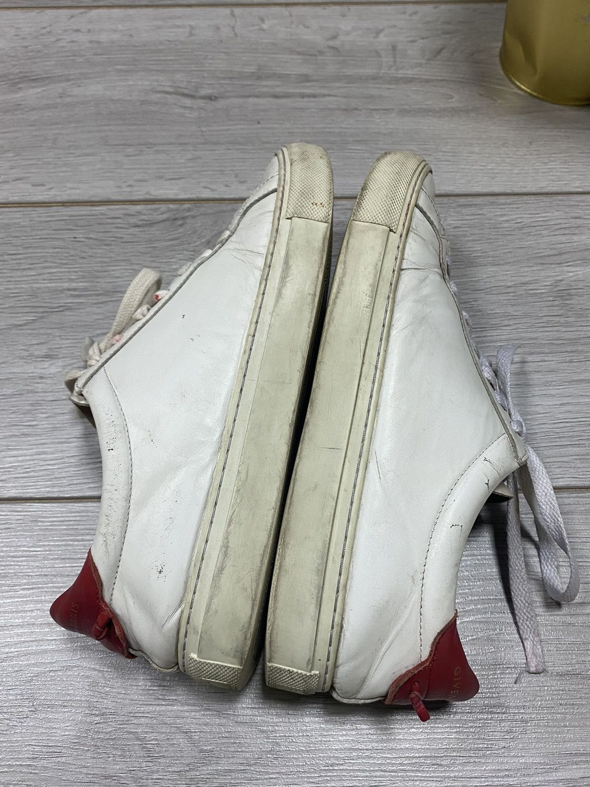 Givenchy GIVENCHY URBAN STREET LOW SNEAKER WHITE & RED Size US 7 / EU 40 - 8 Thumbnail