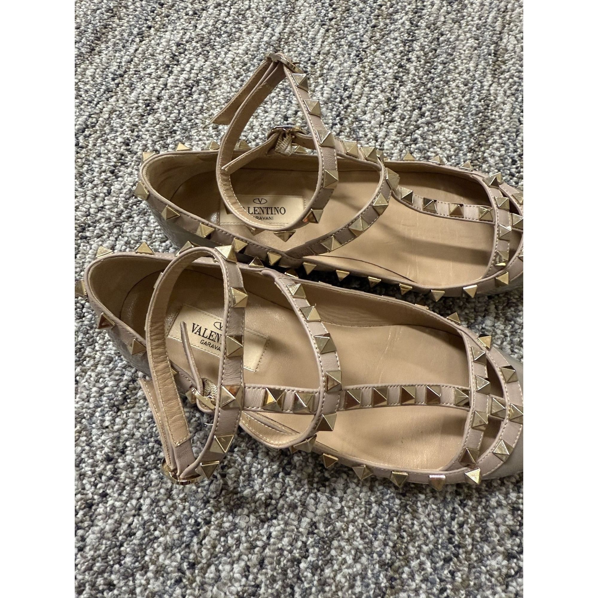 Valentino Valentino Garavani Rockstud Patent Leather Pointed-Toe Flats Size US 7 / IT 37 - 7 Thumbnail