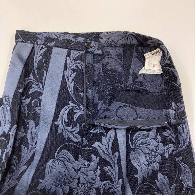 Comme des Garcons Comme Des Garcons Half skirt with blue retro pattern desig Size S / US 4 / IT 40 - 6 Thumbnail