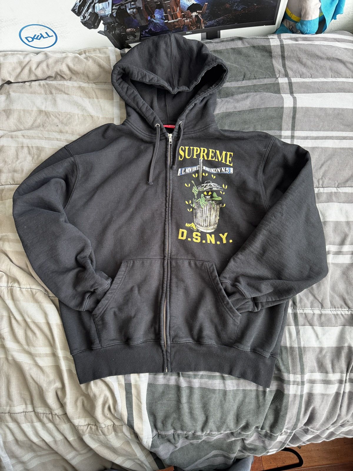 Supreme Supreme DSNY zip up black size M Size US M / EU 48-50 / 2 - 1 Thumbnail