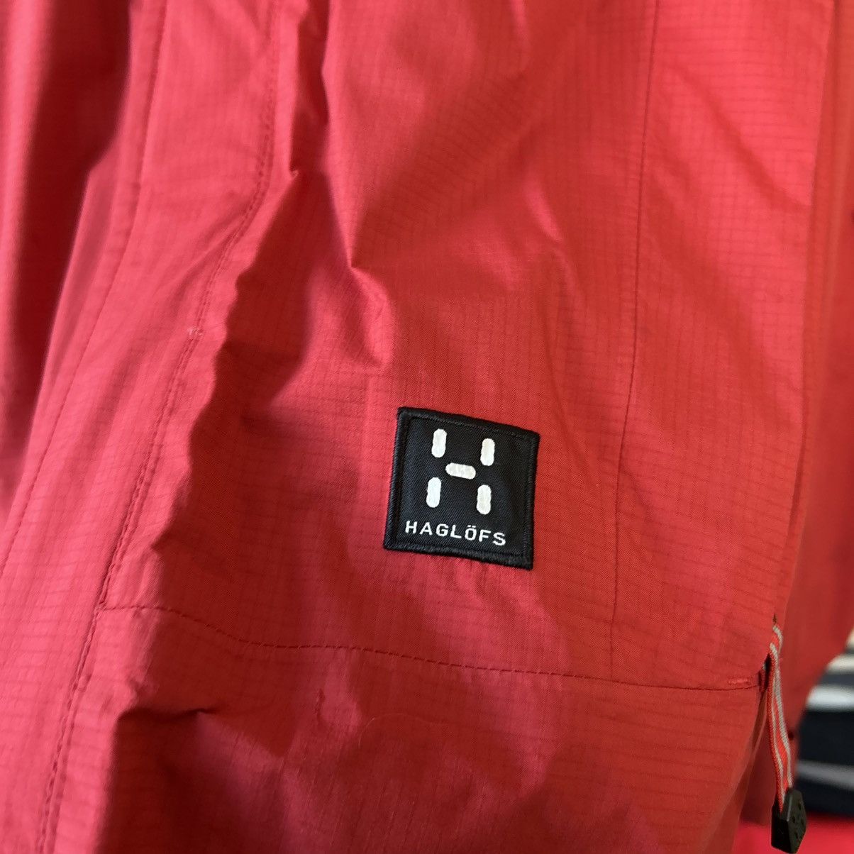 Haglofs Womens Haglofs Small logo outdoor Gorpcore waterproof jacket Size S / US 4 / IT 40 - 3 Thumbnail
