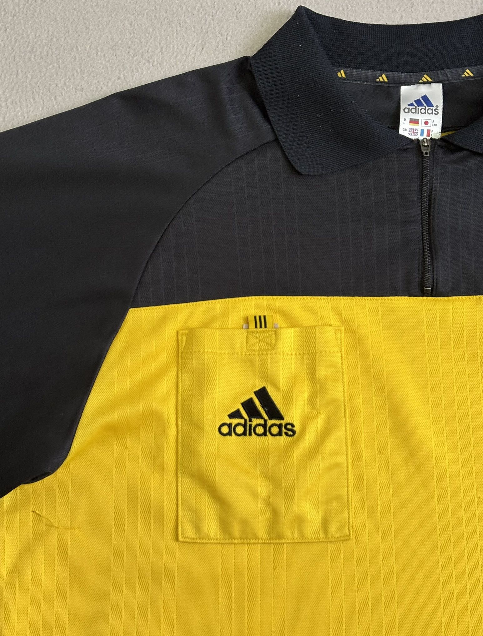Adidas × Vintage Adidas vintage 90s referee shirt size L Size US L / EU 52-54 / 3 - 6 Thumbnail