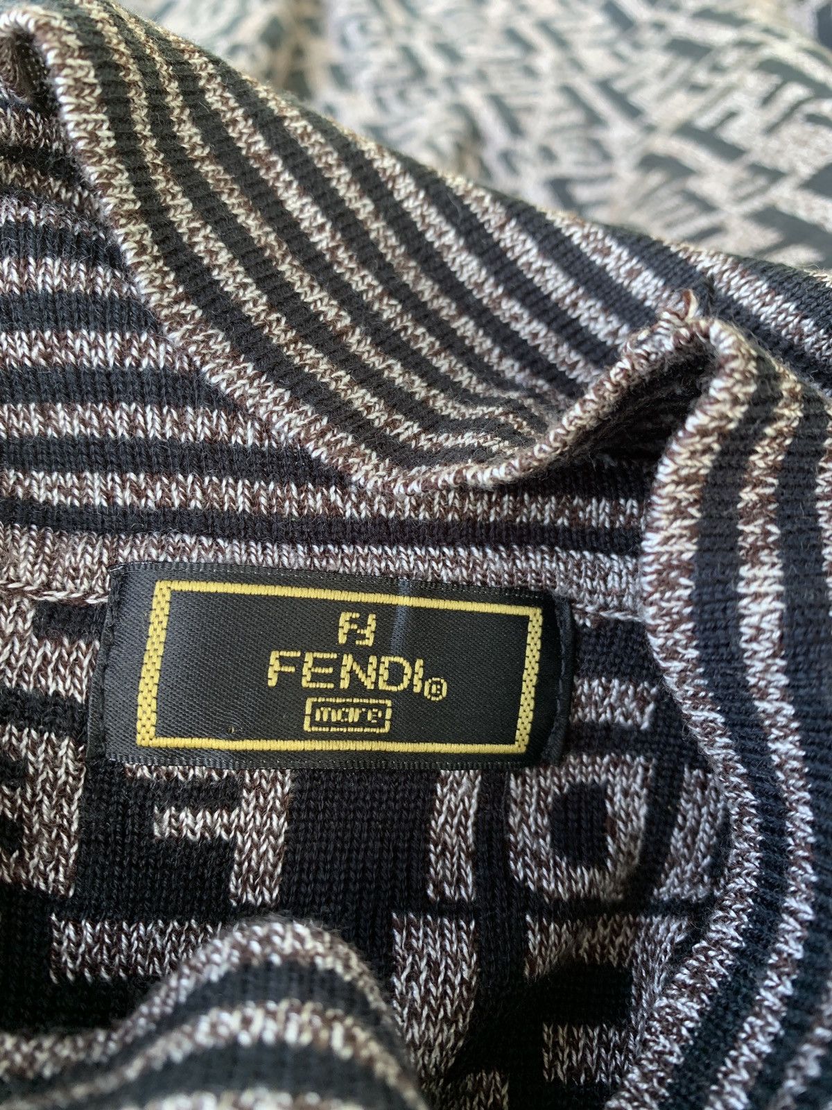 Fendi Vintage Fendi turtle neck Size M / US 6-8 / IT 42-44 - 5 Thumbnail