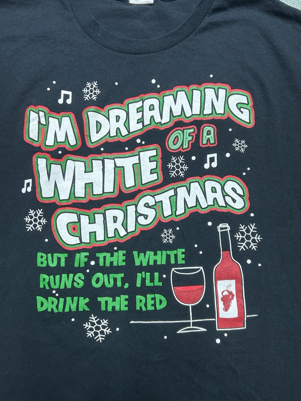 Vintage t shirt dreaming of a white Christmas wine funny holiday 3XL Size US XXL / EU 58 / 5 - 2 Thumbnail
