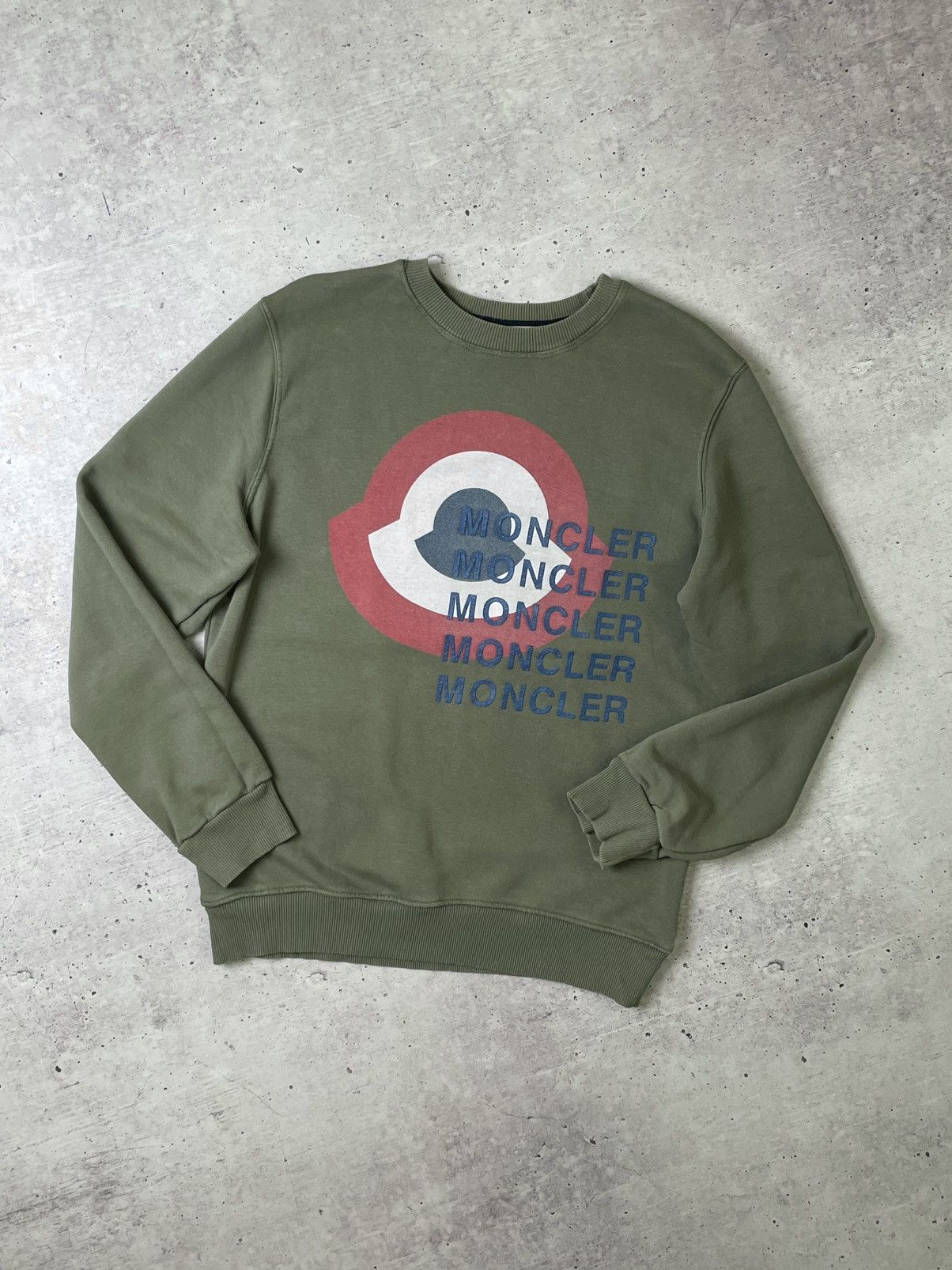 Moncler Vintage Moncler Logo Sweatshirt Size XL / US 12-14 / IT 48-50 - 1 Thumbnail