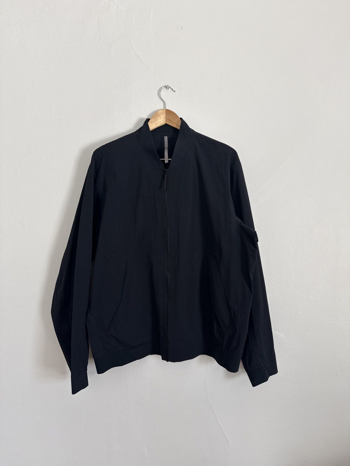 Veilance Veilance Diode Bomber Size US L / EU 52-54 / 3 - 1 Thumbnail
