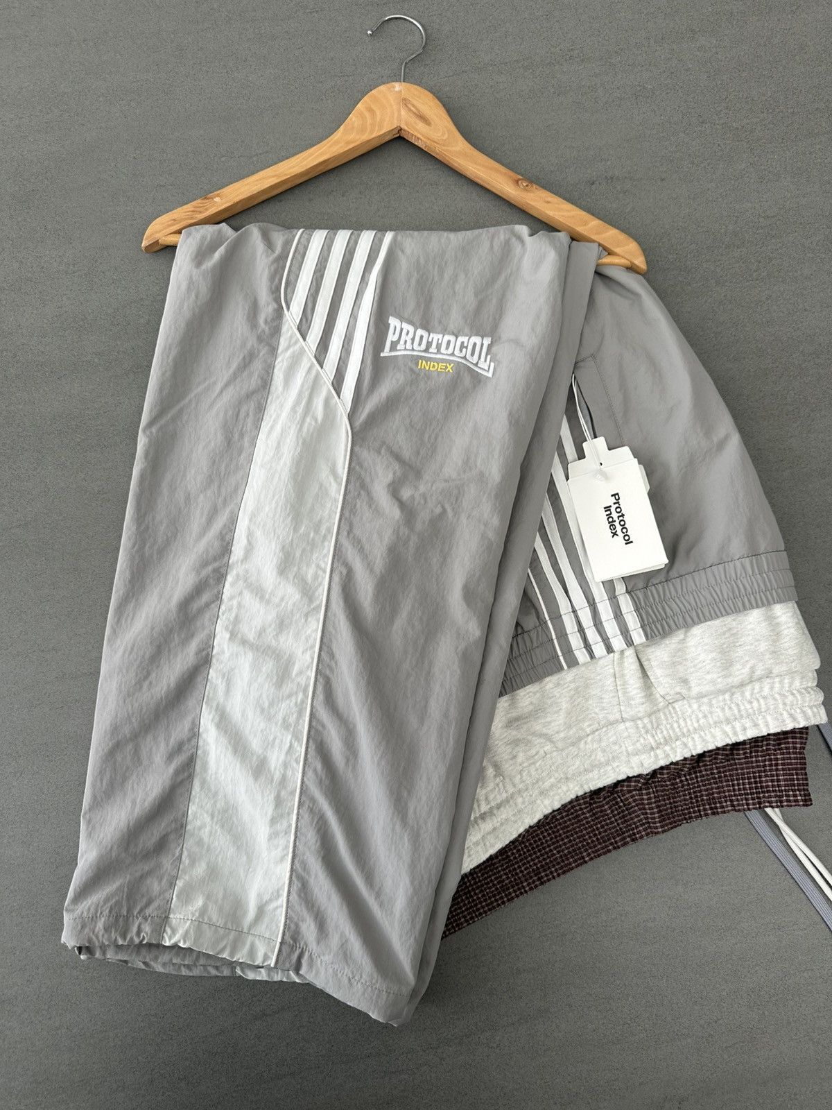 Protocol Index 3 layer trackpants - www.rajagirimanappuram.com