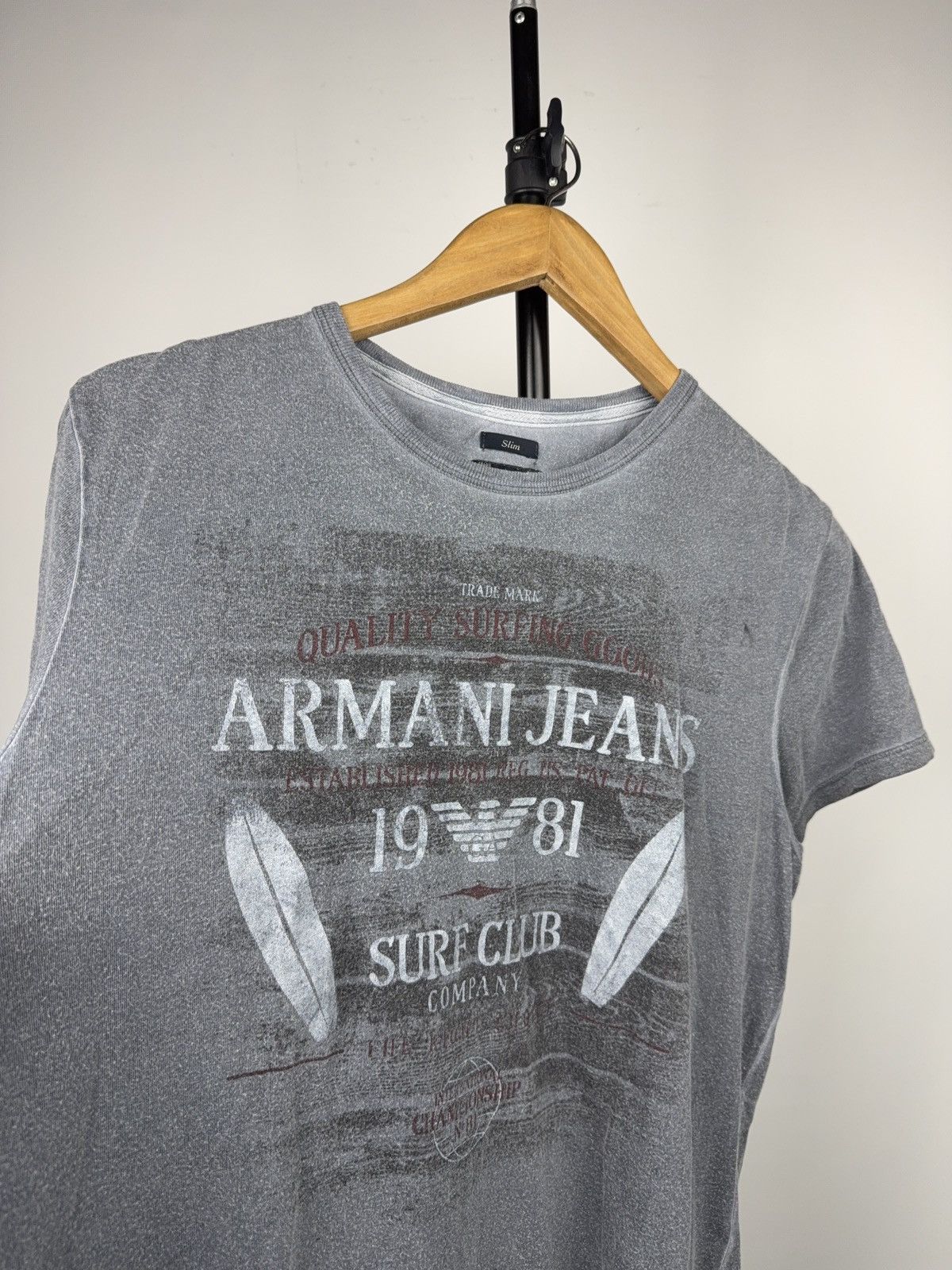 Armani 00s Luxury Armani Jeans Surf Club 1981 Slim Fit T-Shirt L Size US L / EU 52-54 / 3 - 4 Thumbnail