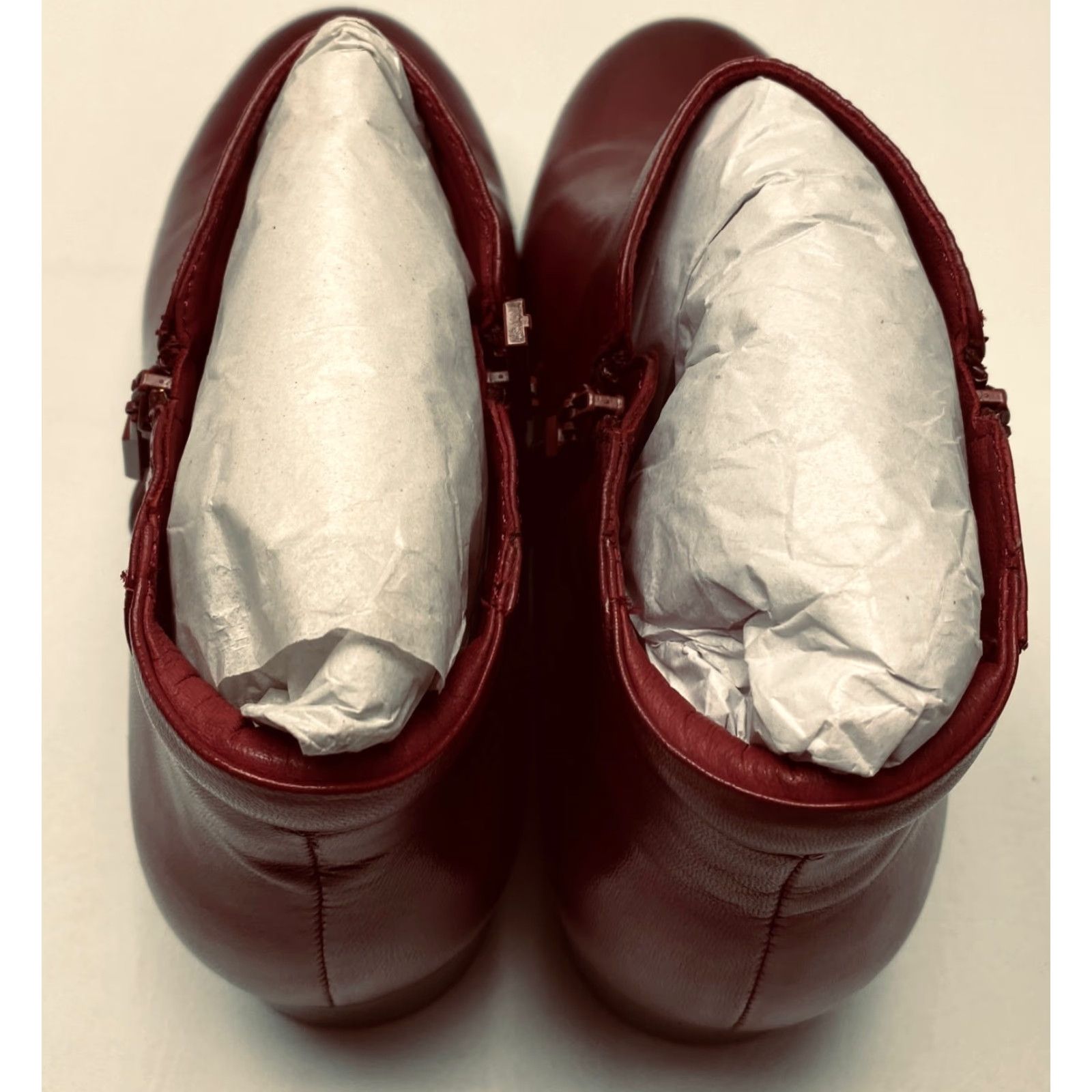 Vintage Trotters Major Bootie Womens 8WW Extra Wide Red Ankle Dual Zip Round Toe NEW NIB Size US 8 / IT 38 - 5 Thumbnail