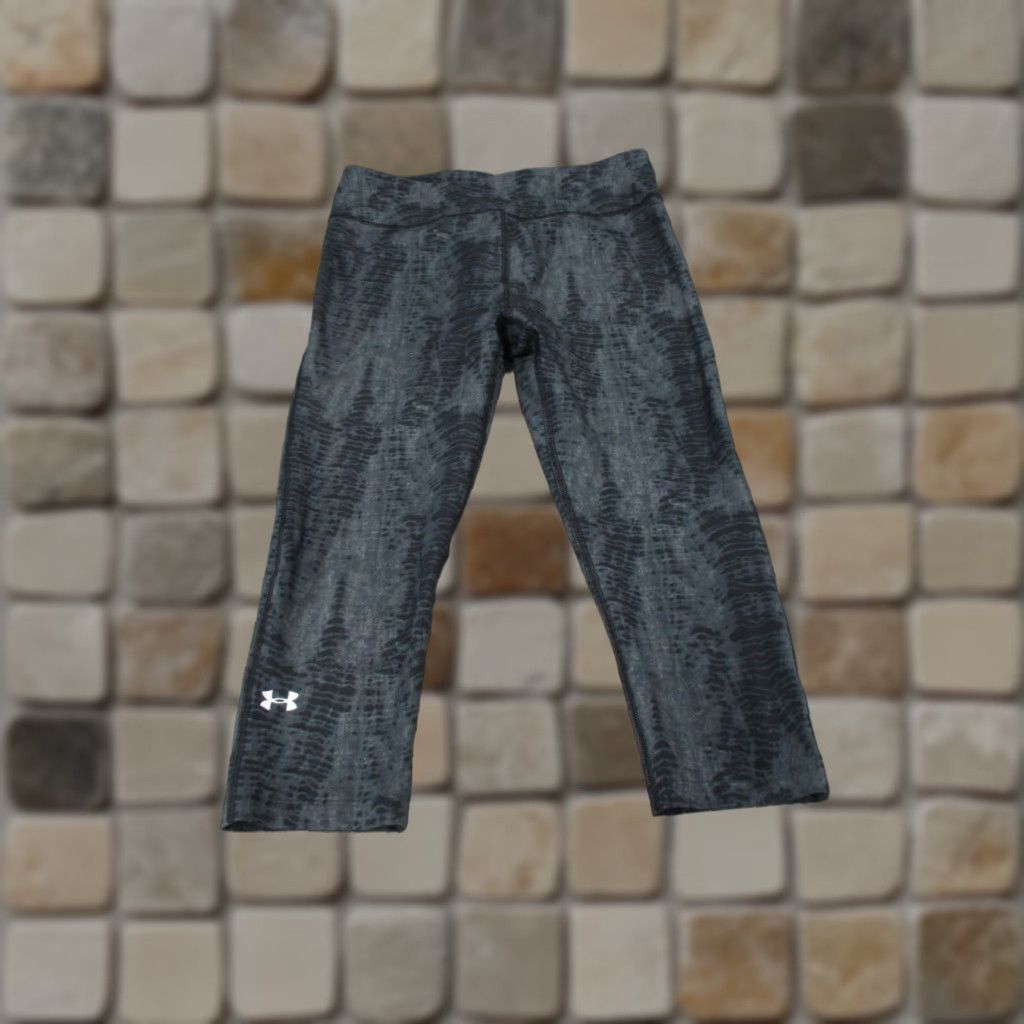 Under Armour Under Armour Leggings Women Cropped M Gray Compression HeatGear Athletic Activewear Running Yoga 90s? (Note: Remove questionable) Size 32" / US 10 / IT 46 - 1 Thumbnail