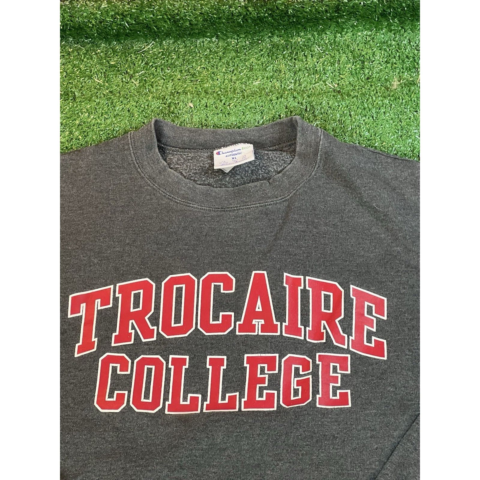 Champion Champion Trocaire College Gray Pullover Sweatshirt Men’s XL Size US XL / EU 56 / 4 - 2 Thumbnail