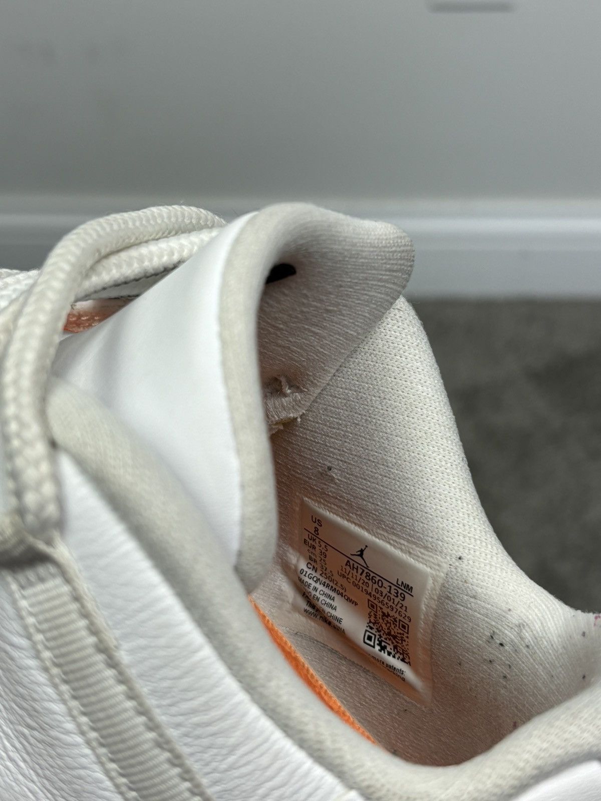 Jordan Brand Jordan 11 Retro Low Citrus (2021) (Women's) Size US 7 / EU 40 - 11 Thumbnail