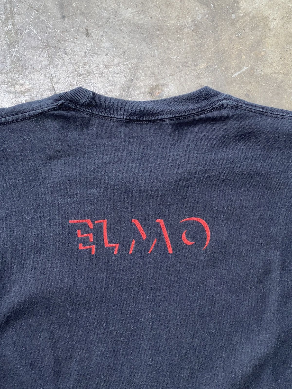 Vintage Vintage 90s Elmo Sesame Street Shadow Blackout Tee Large Size US L / EU 52-54 / 3 - 5 Thumbnail