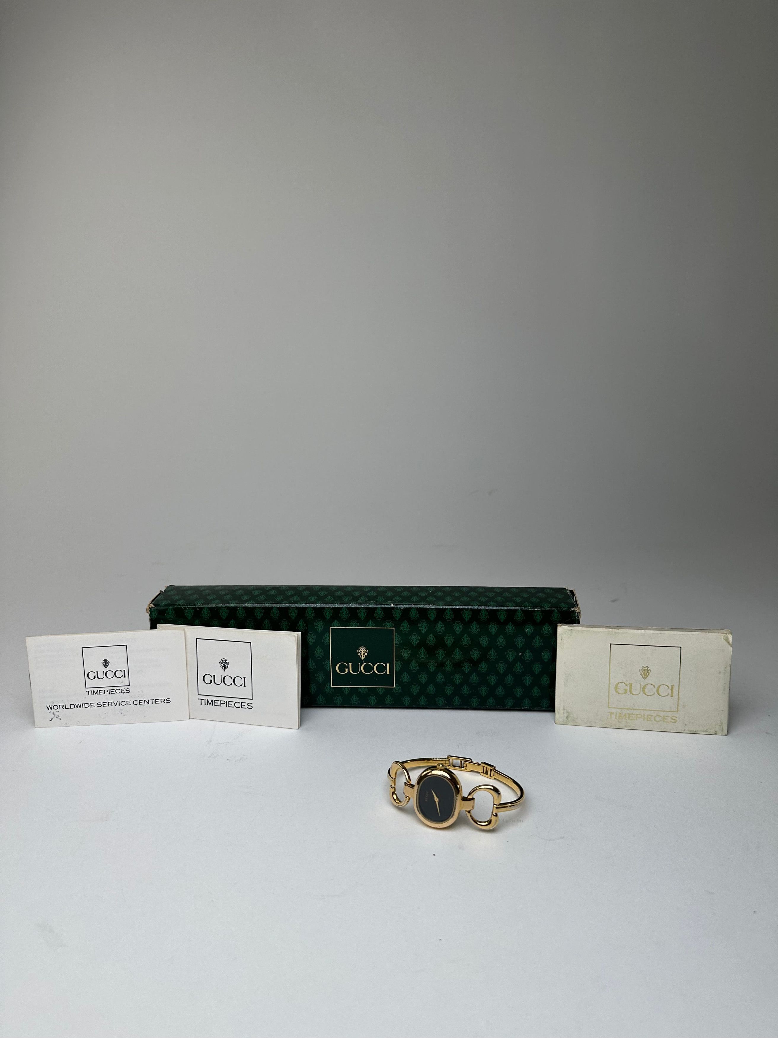 Gucci Vintage Gold-Tone Bangle Ladies Watch Model 1600 Size ONE SIZE - 1 Thumbnail