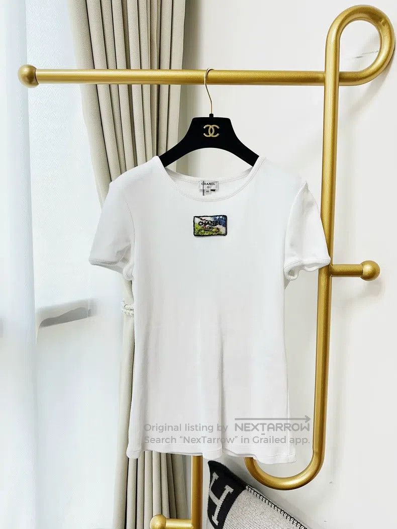 Chanel Chanel Embroidered studded sequin letter short-sleeved T-s Size S / US 4 / IT 40 - 1 Thumbnail