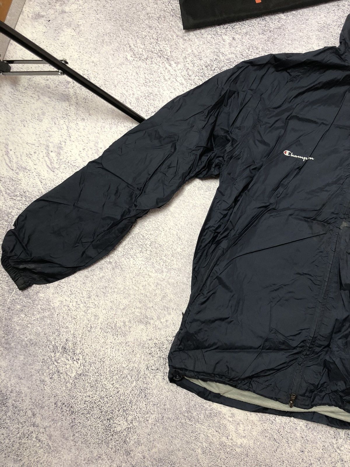 Champion Men’s Windbreaker champion x EuroBasket size Xl y2k vintage Size US XL / EU 56 / 4 - 3 Thumbnail