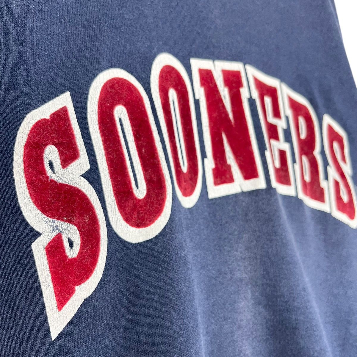 NCAA × Vintage Vintage 90s Oklahoma Sooners College Football Sweatshirt Size US L / EU 52-54 / 3 - 7 Thumbnail