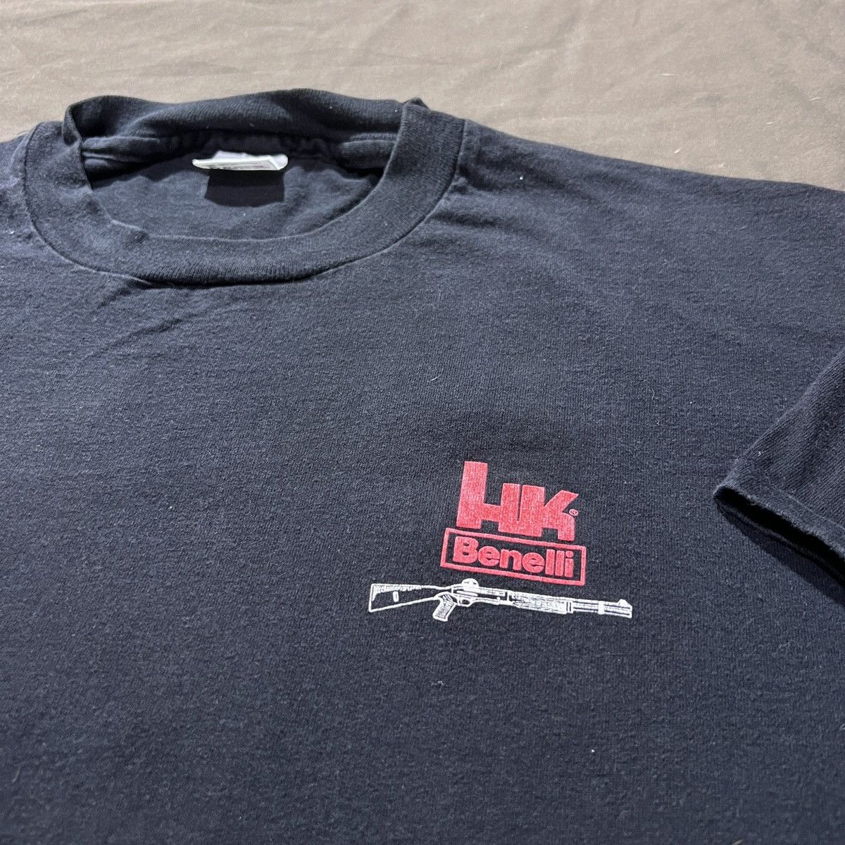 Vintage Vintage 90s HK Heckler Koch Benelli Promo Tee 2XL Gun Size US XXL / EU 58 / 5 - 5 Thumbnail