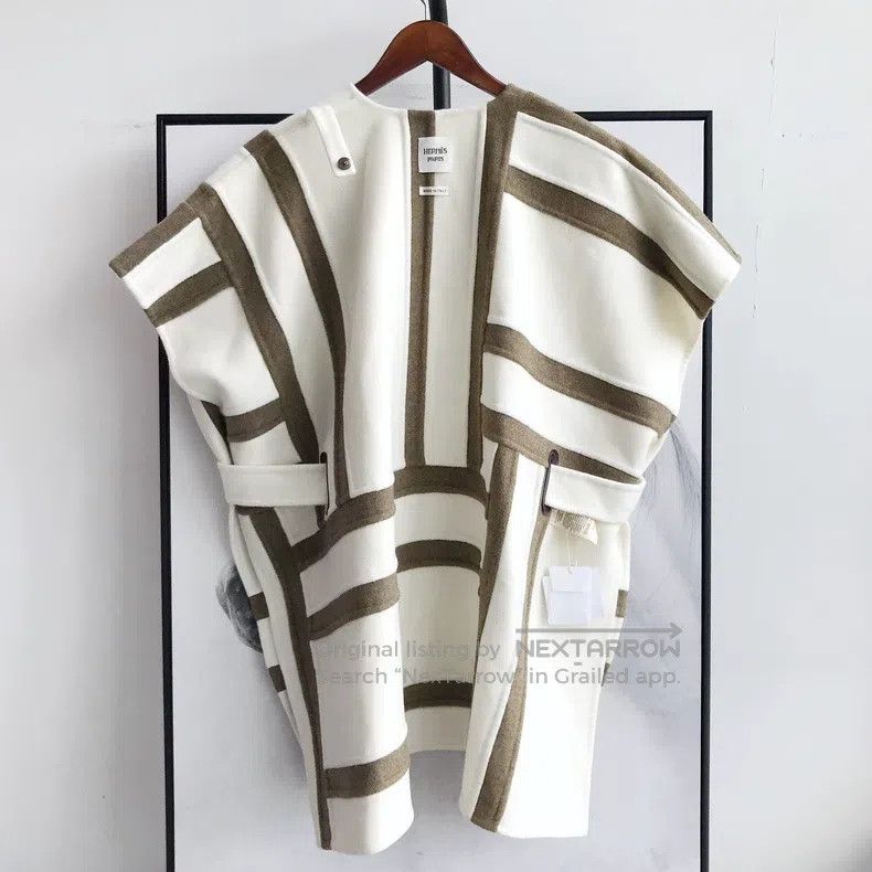Hermes Hermes Geometric Pattern Cashmere Cloak Vest Size XXS / US 00 / IT 34 - 4 Thumbnail
