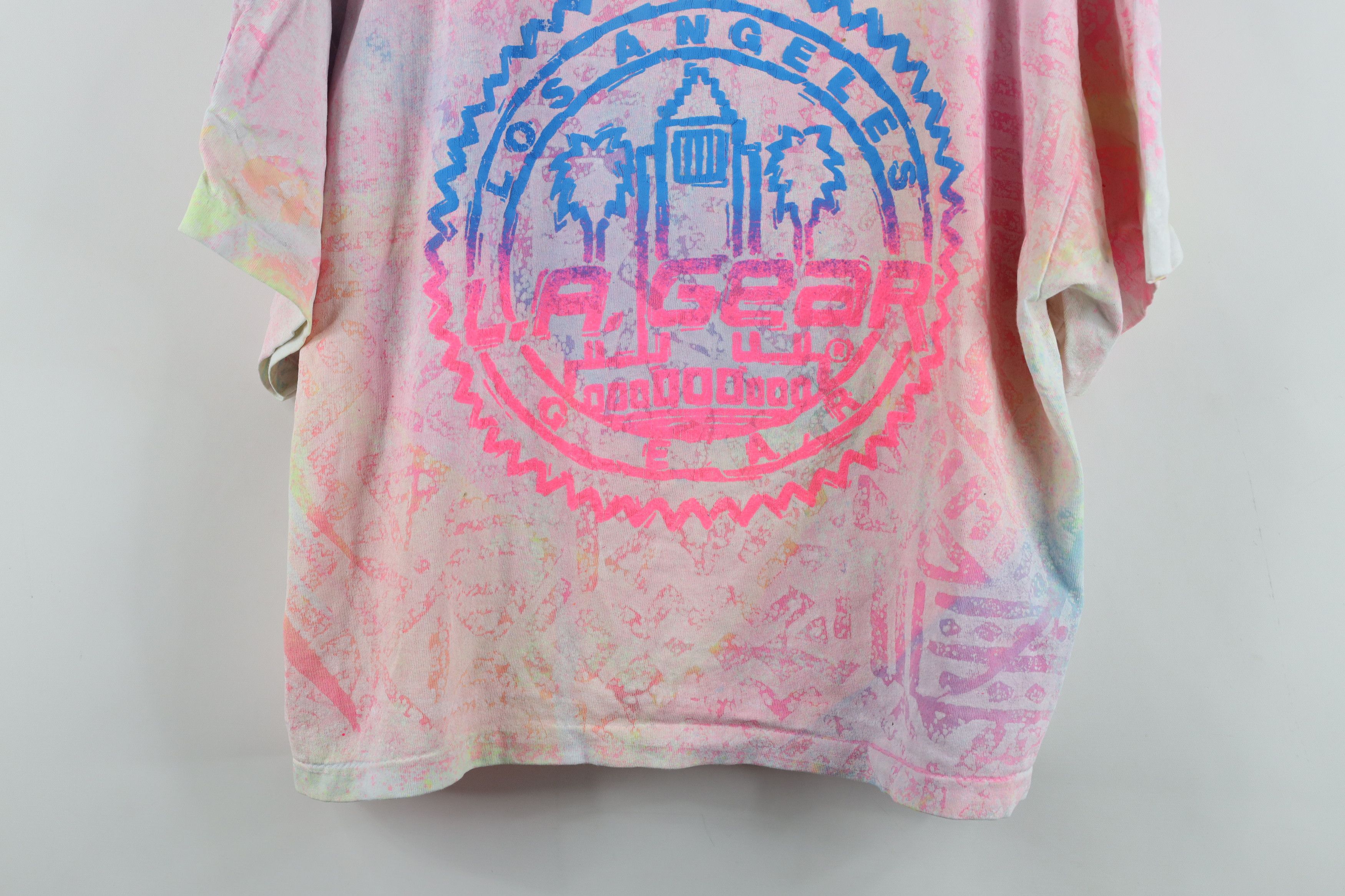 Vintage Vintage 90s LA Gear Rainbow Surf Skateboard T-Shirt USA Size ONE SIZE - 3 Thumbnail