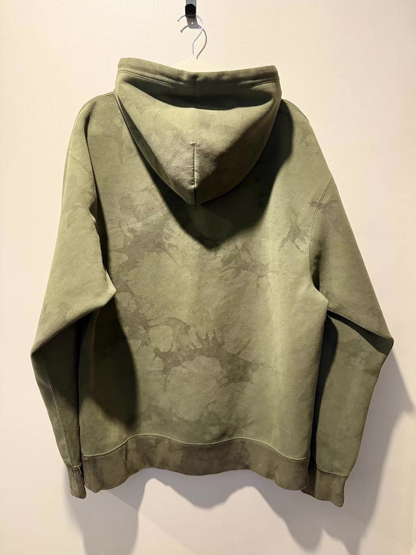 johnnie-O Jordan x Travis Scott collaborative militarygreenhoodie Ｑ20 Size US M / EU 48-50 / 2 - 2 Thumbnail