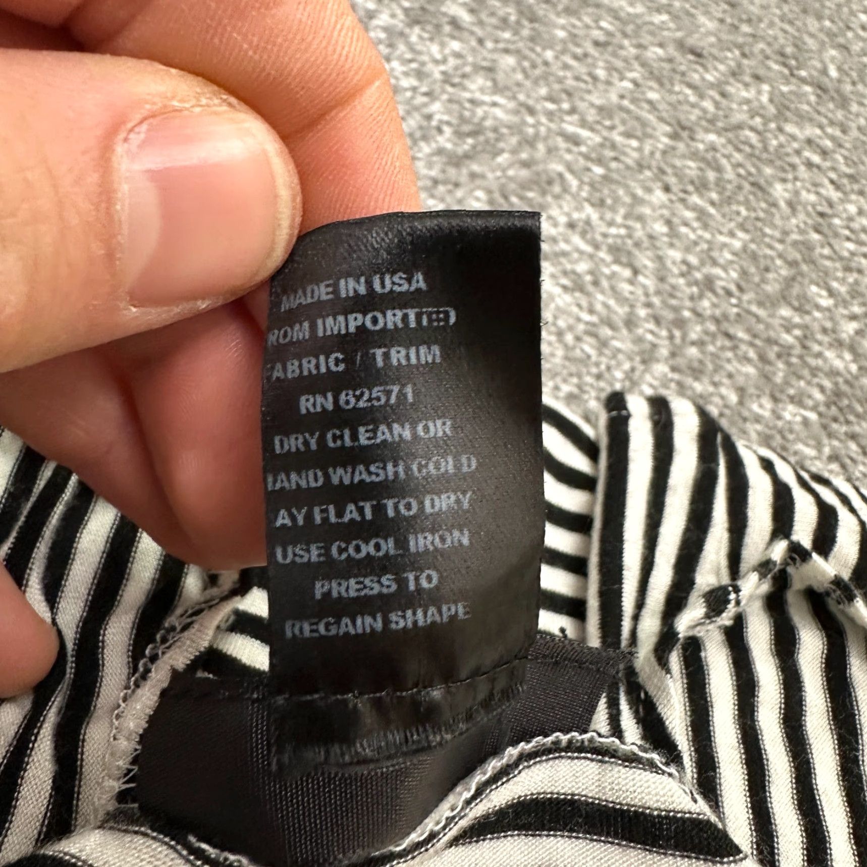 AQUA Aqua Dress Womens Large Black White Stripe Midi Bodycon Sleeveless Knit Polyester Rayon Spandex Casual 90s? (note: ensure no new info) Size L / US 10 / IT 46 - 6 Thumbnail