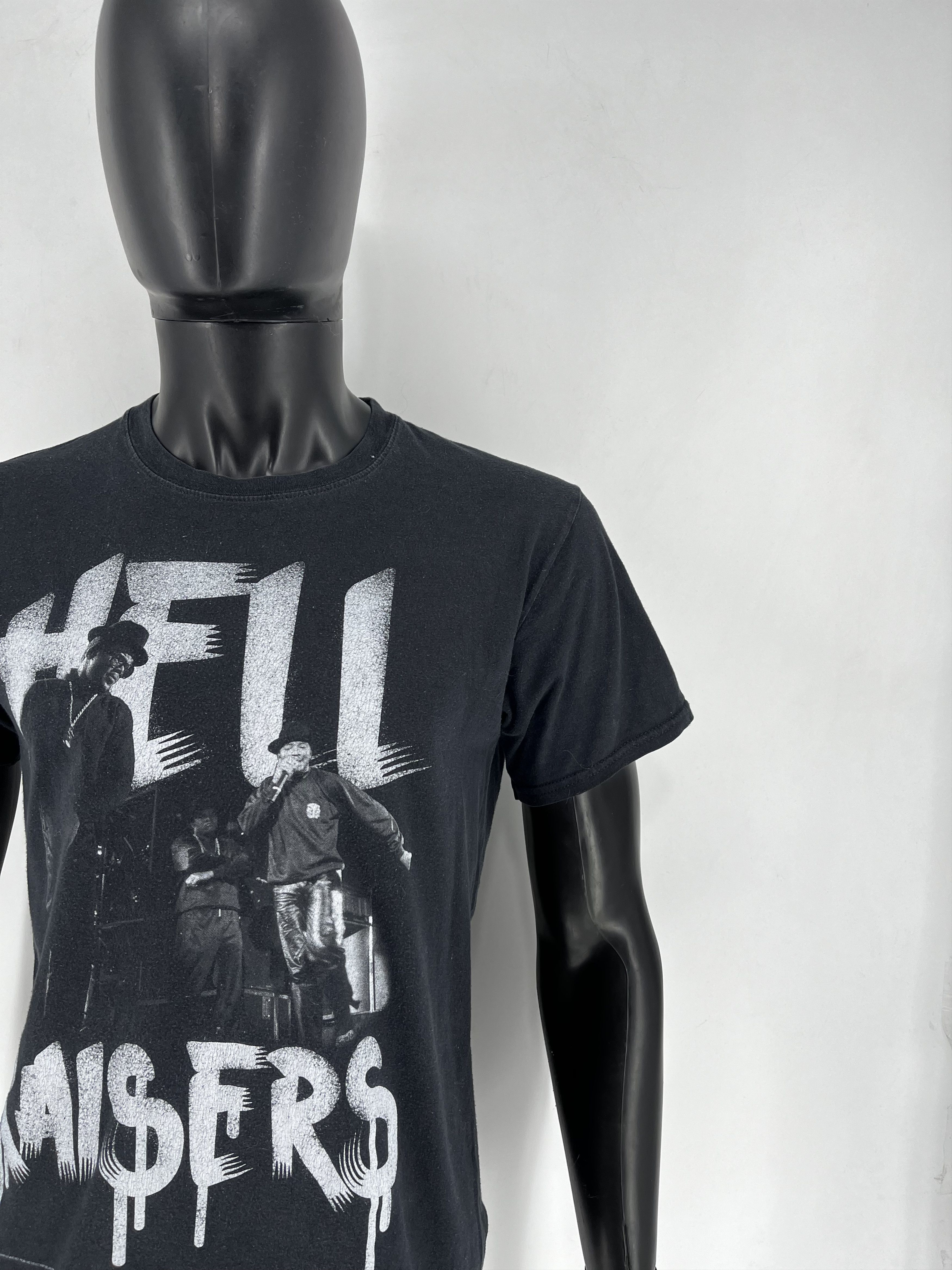 Band Tees Rare!! Vintage Hell Raiser Skull Graphic Movie Tee Size US M / EU 48-50 / 2 - 7 Thumbnail