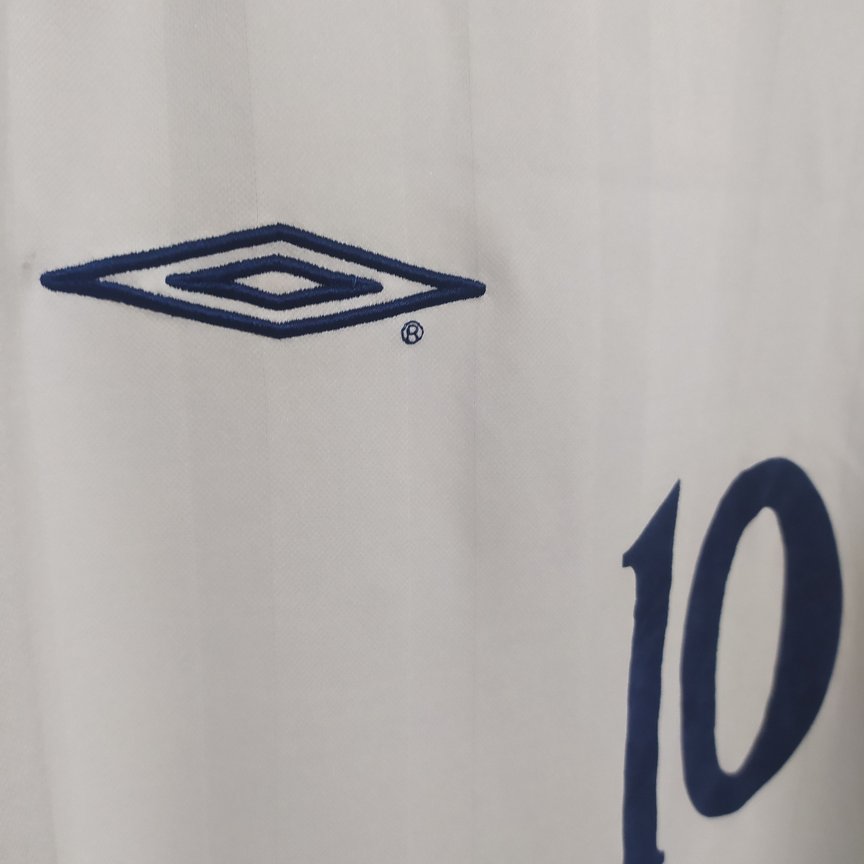 Umbro England 2002 #10 Owen Home Shirt Jersey Soccer Football Size US XL / EU 56 / 4 - 8 Thumbnail