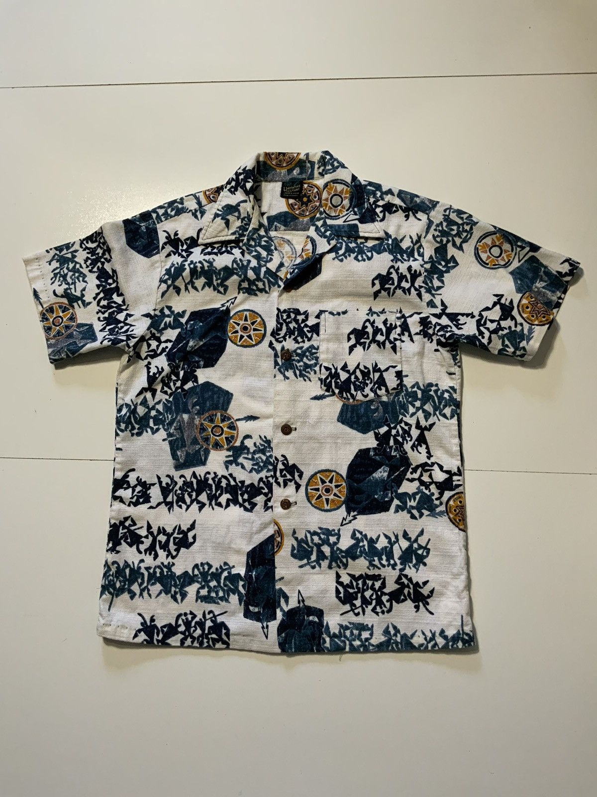 Vintage Hawaiian Holiday Made In Hawaii Bark Cloth Shirt