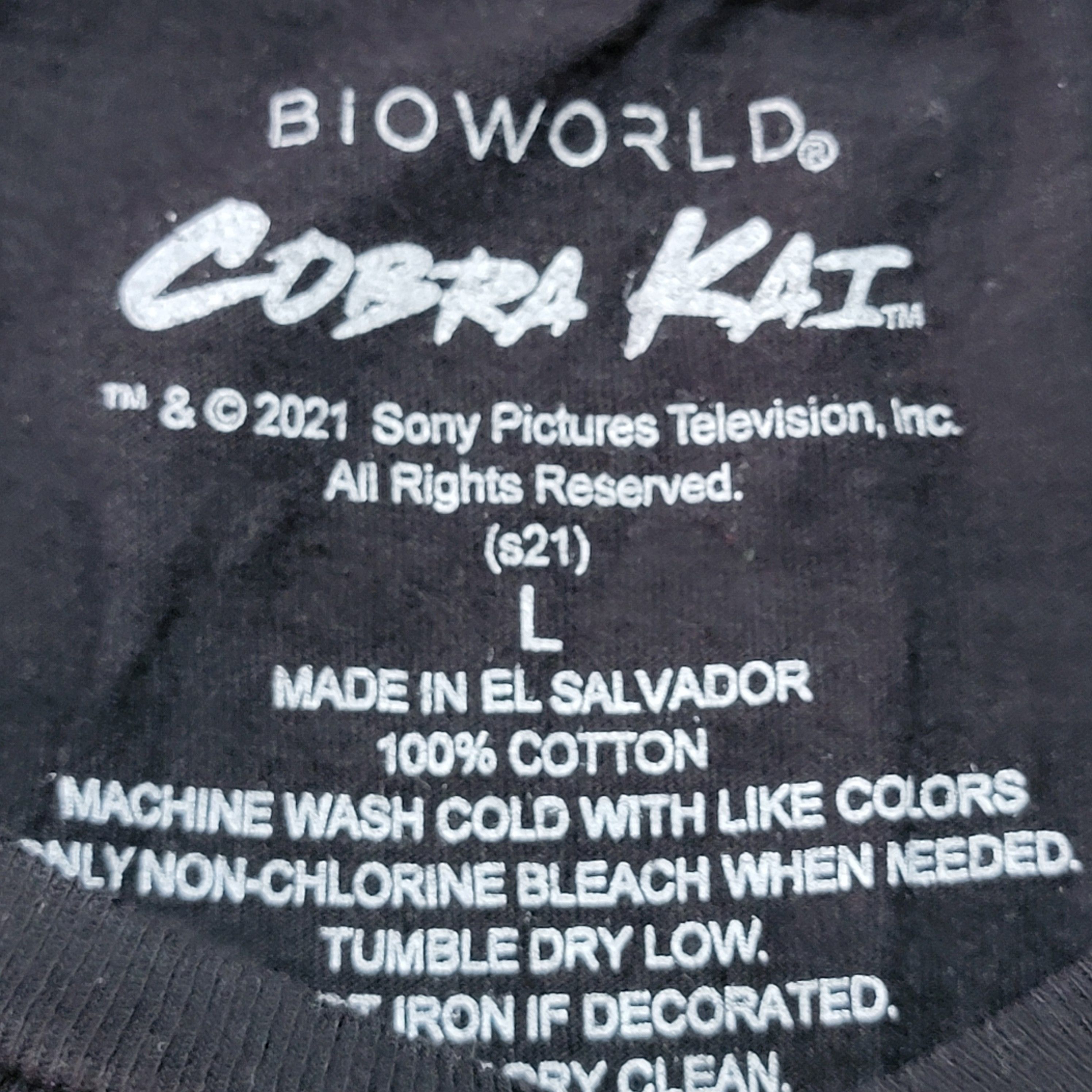 Other Bioworld Cobra Kai SS Black Crop Tee Logo - Size Large Size L / US 10 / IT 46 - 5 Thumbnail