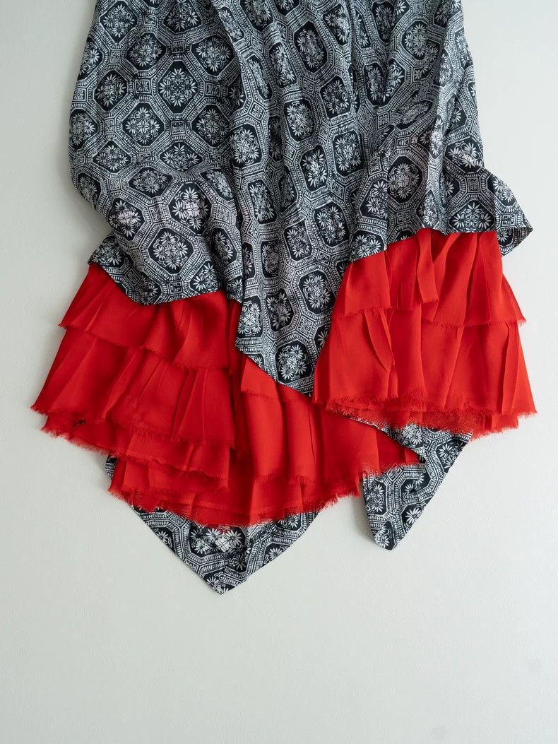 Comme des Garcons Comme Des Garcons Medieval pattern color-block skirt Size 24" / US 00 / IT 34 - 6 Thumbnail