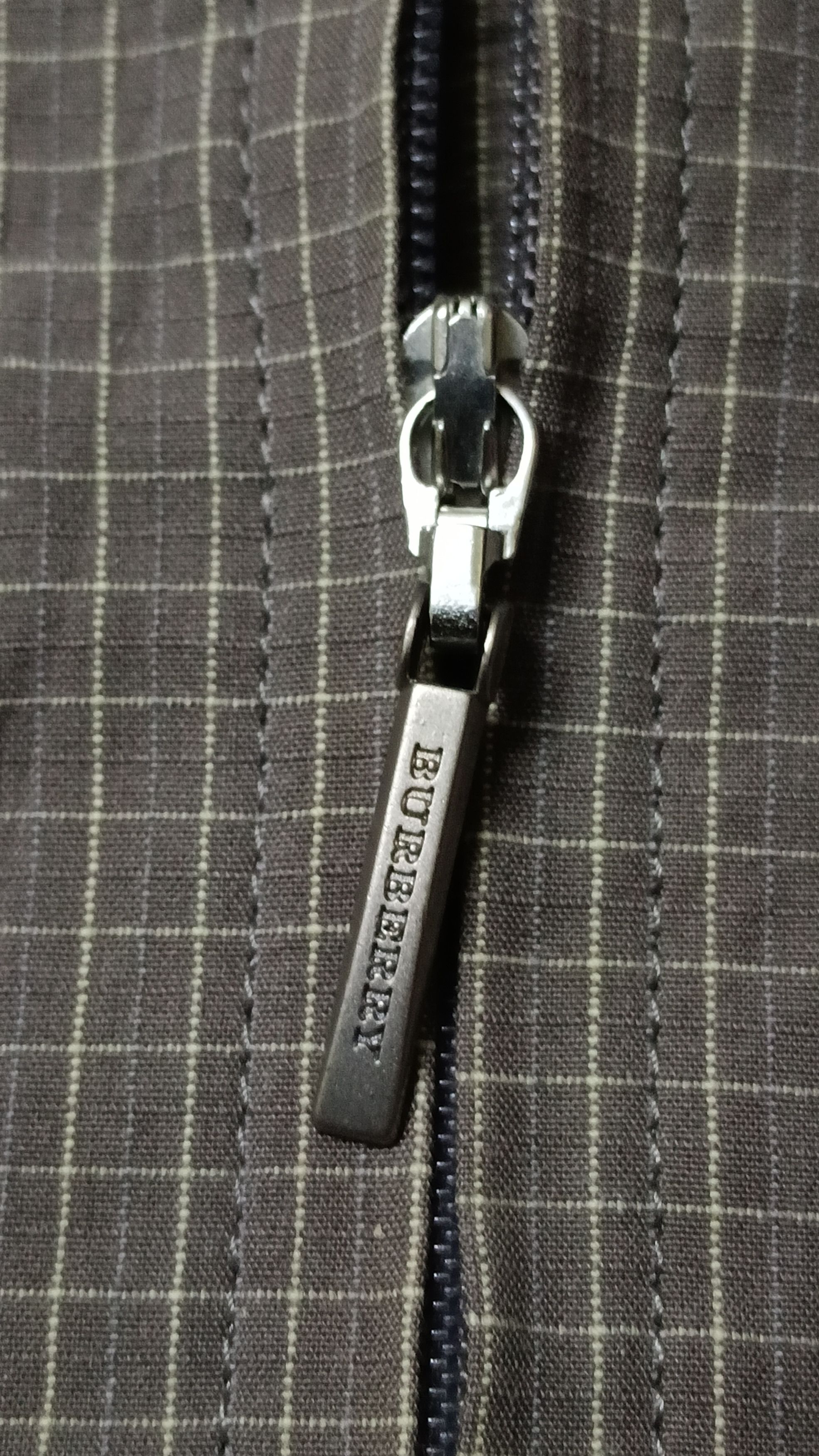 Burberry × Vintage Burberry Blue Label Short Sleeve Hooded Jacket Made In Japan Size US M / EU 48-50 / 2 - 7 Thumbnail