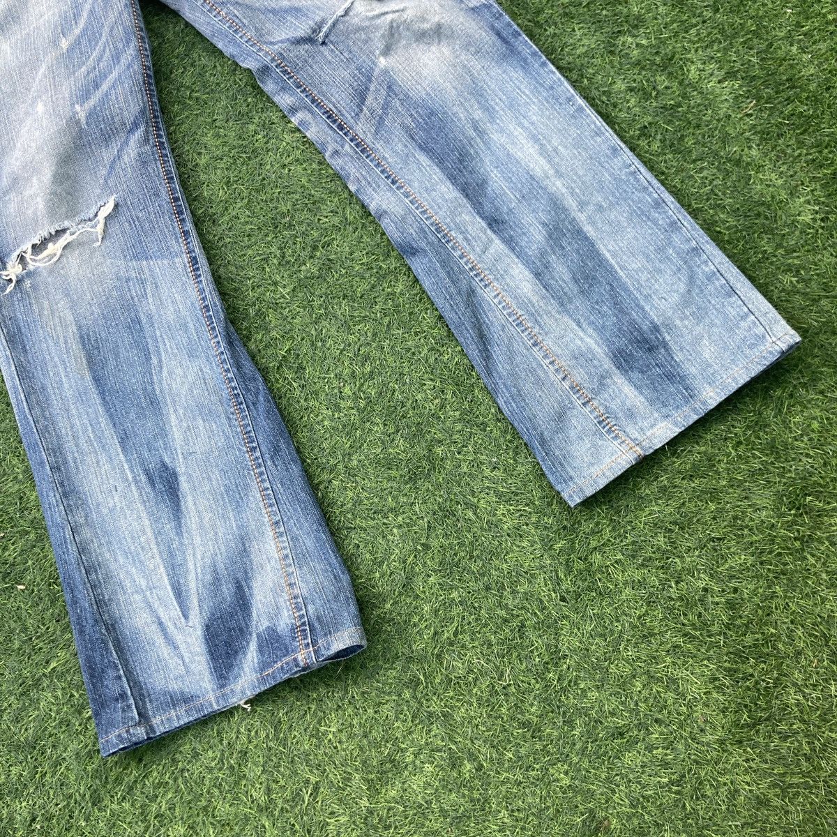 Edwin EDWIN XV FLARED RIPPED JEANS Size US 34 / EU 50 - 5 Thumbnail