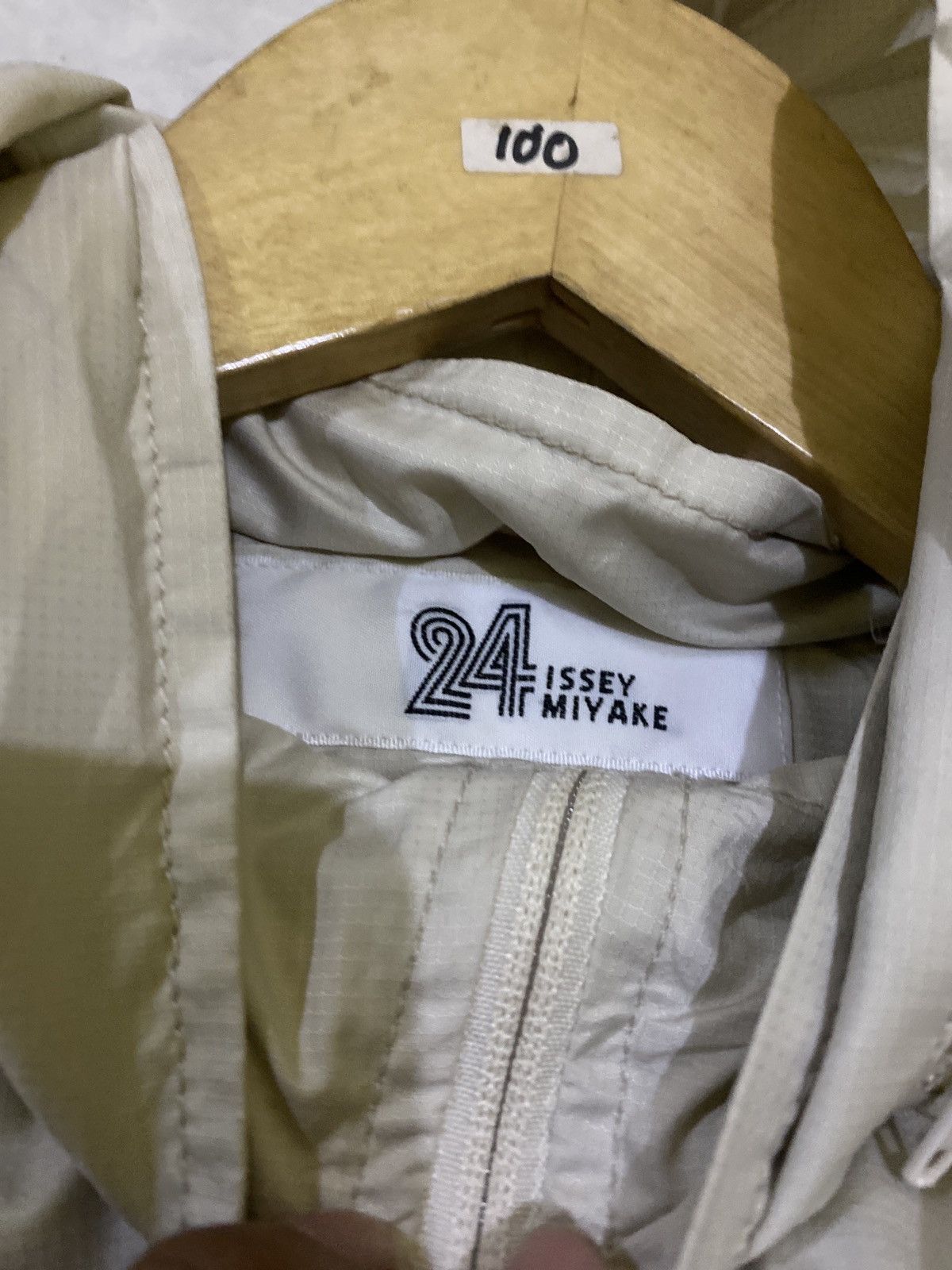 Issey Miyake batwing parachute jacket adjustable Size US L / EU 52-54 / 3 - 3 Thumbnail