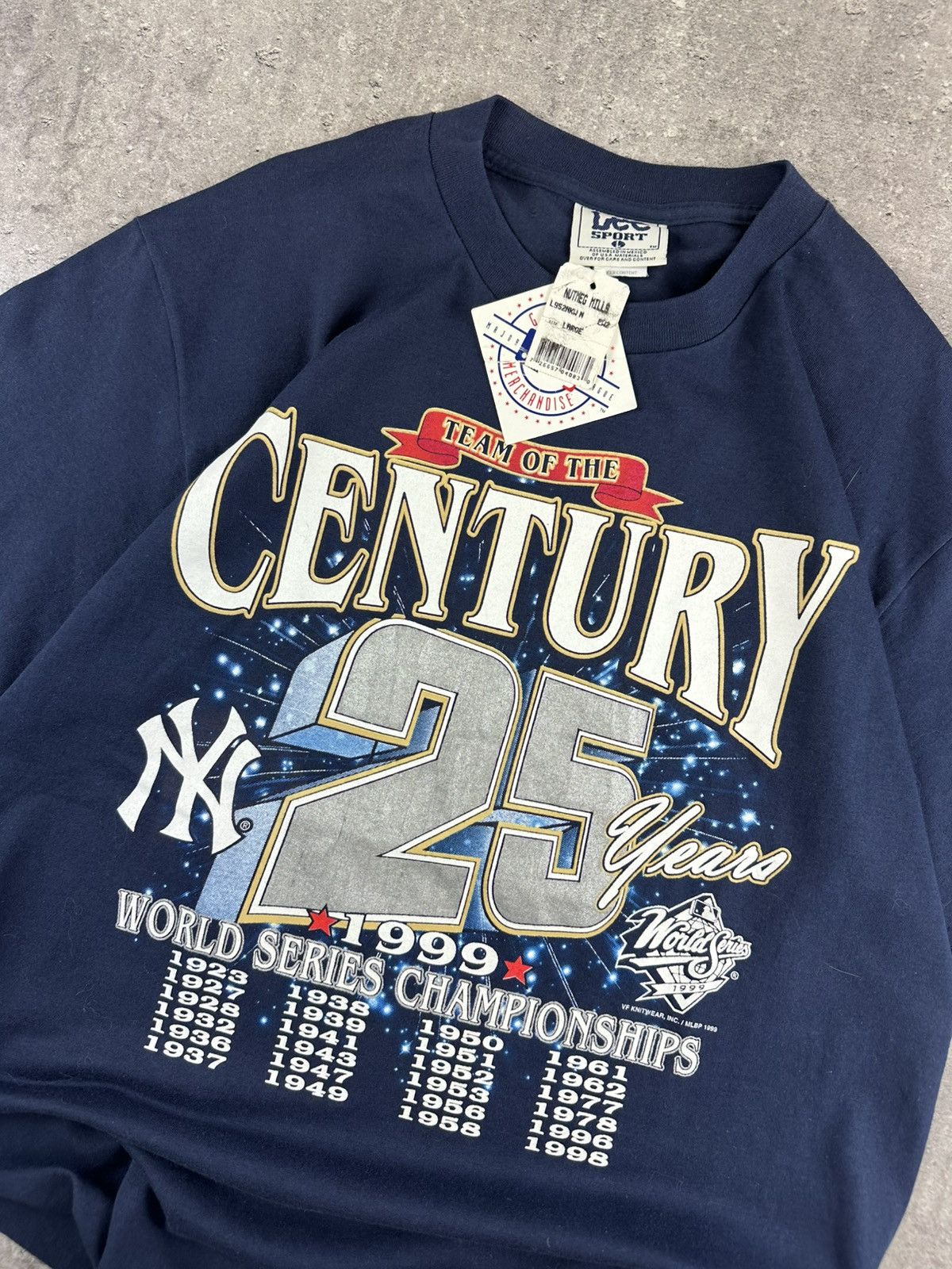 Lee T-shirt tee New York Yankees century 1999 Size US L / EU 52-54 / 3 - 2 Thumbnail