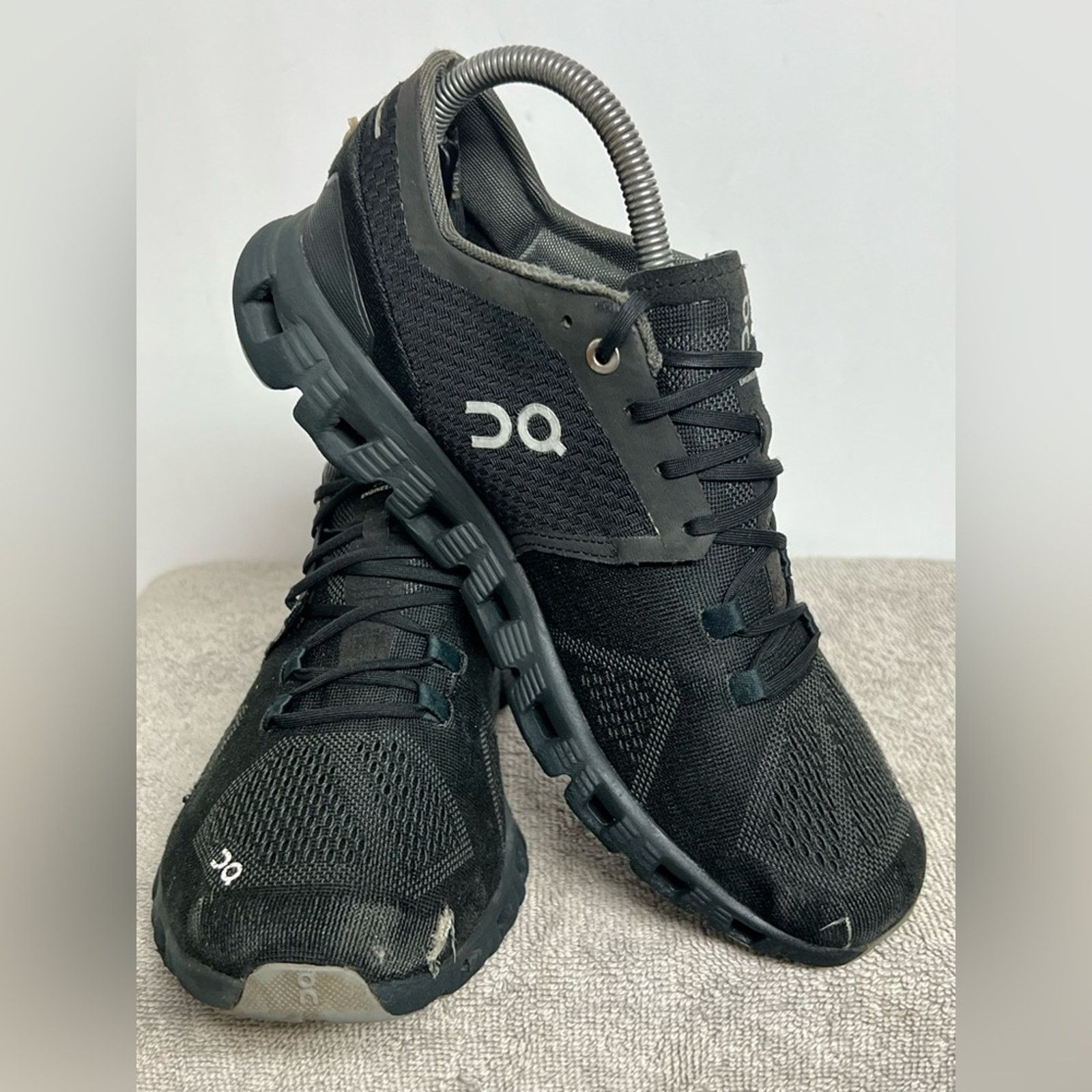 On On Cloud Shoes Women's Size 8 Black Cloud X Lace Up Running Size US 8 / IT 38 - 3 Thumbnail