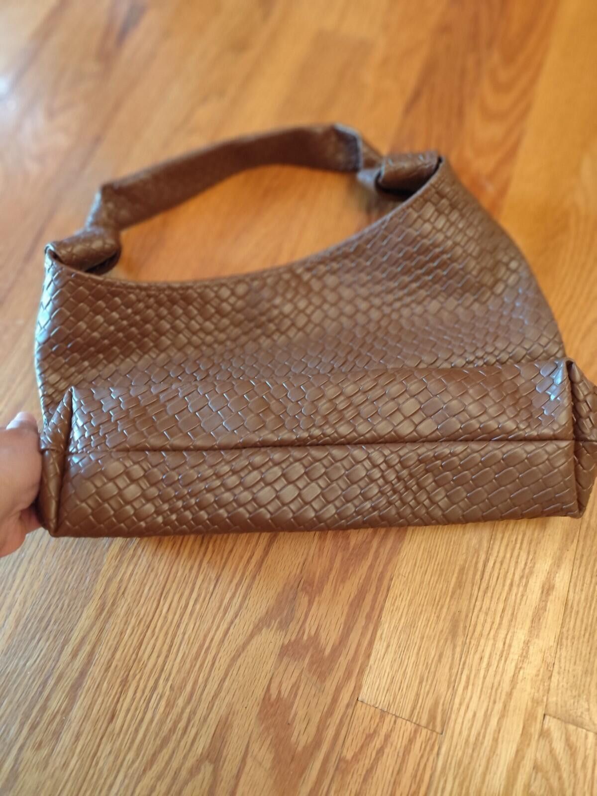 The Unbranded Brand Brown Women Leather Woven Bag Size ONE SIZE - 4 Thumbnail
