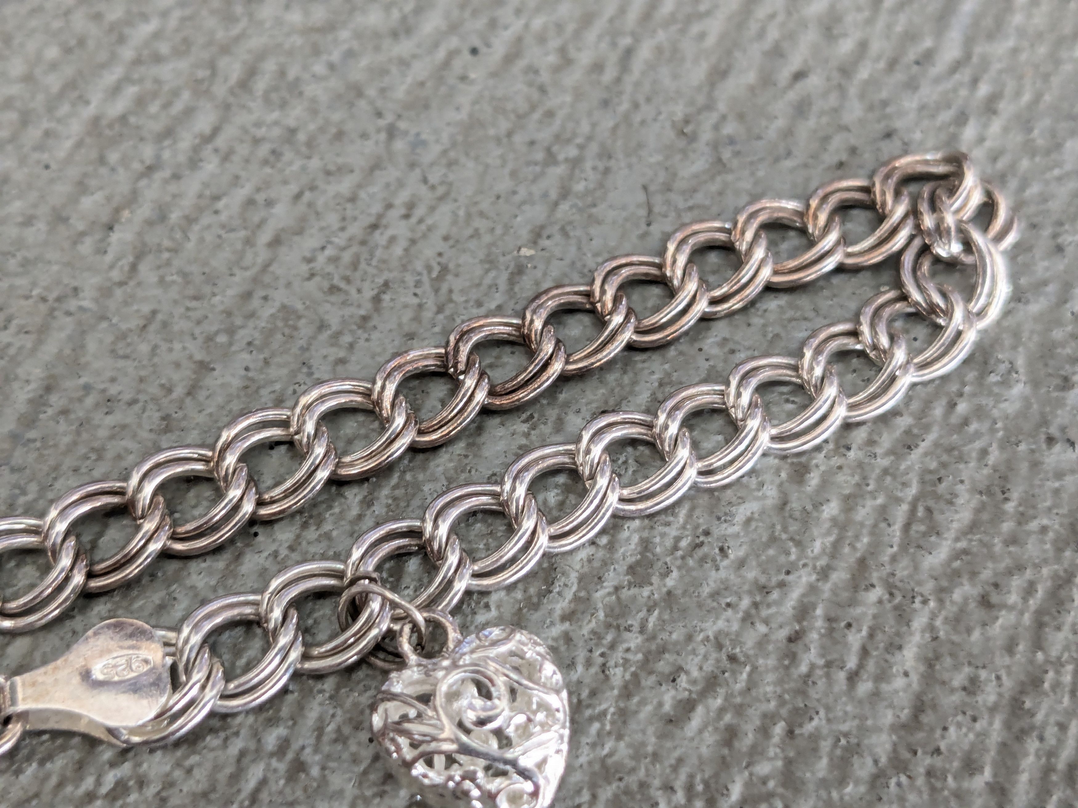 Jewelry Sterling Silver Bracelet Double Curb Heart Charm 7" Italy Size ONE SIZE - 9 Thumbnail