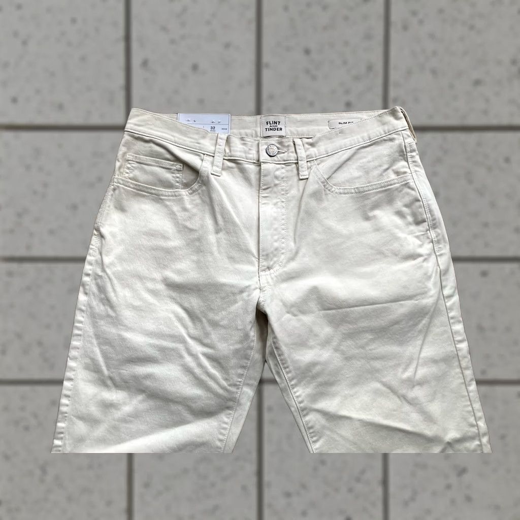 Flint And Tinder Flint and Tinder Pants Slim Fit Chino 31x32 Beige 5 Pocket Flat Front Zip Casual Mens Regular Inseam 32 NWT Size US 31 - 1 Thumbnail