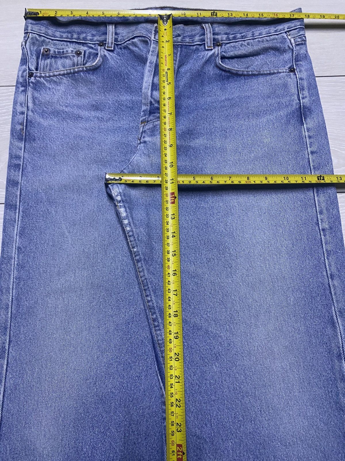 Levi's Vintage Levis 501 Big E Light Wash Y2K Jeans Size US 35 - 13 Thumbnail