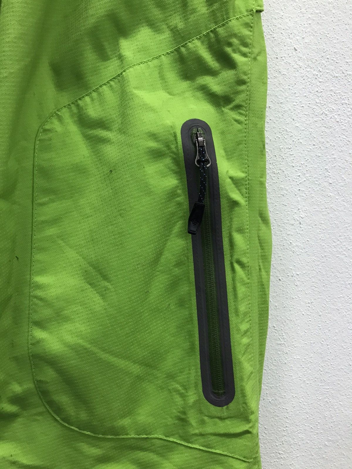 Columbia × Vintage Vintage Columbia Omni Tech Waterproof Breathable Overall Size US 33 - 11 Thumbnail