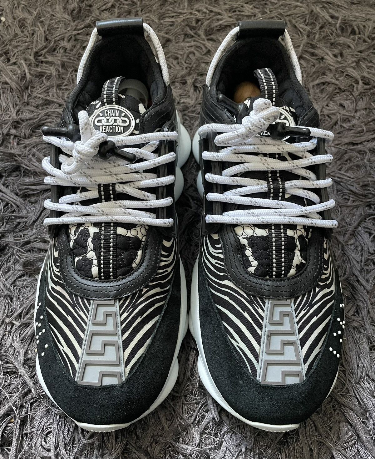 Versace Versace chain reaction zebra Size US 12 / EU 45 - 2 Thumbnail