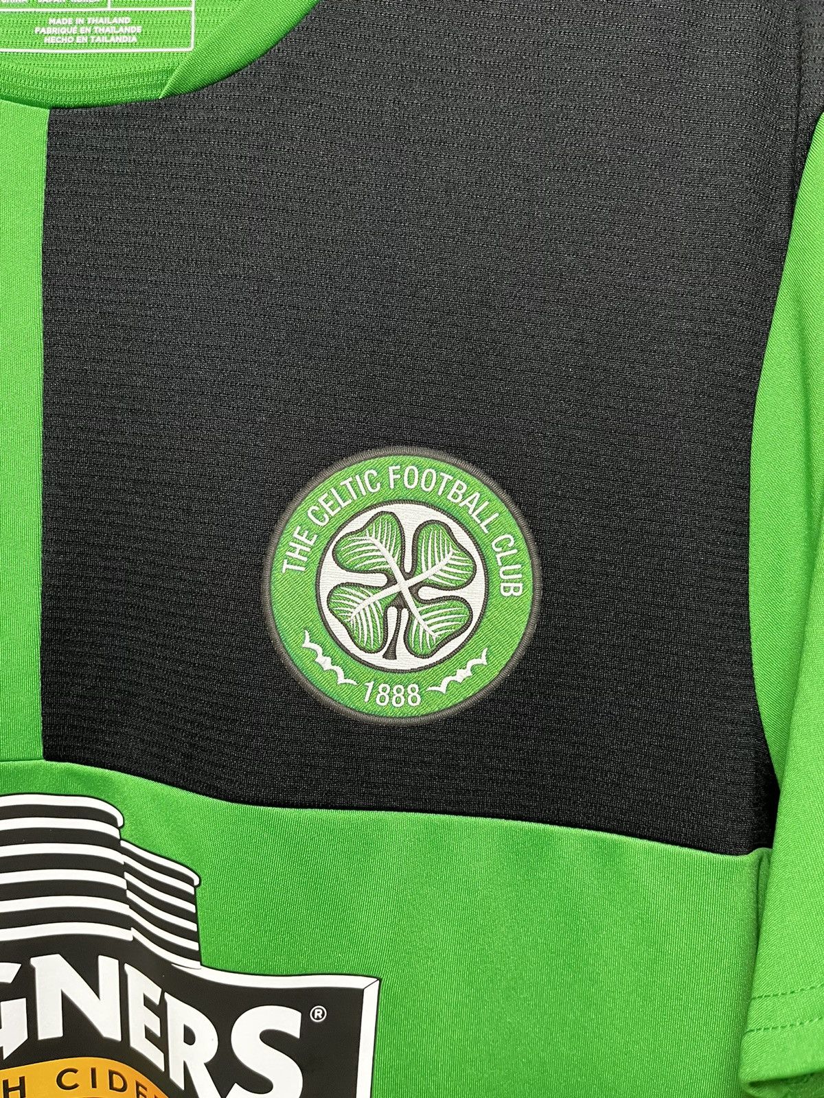 New Balance ⚽️ CELTIC 2016 2017 NEW BALANCE SOCCER JERSEY FOOTBALL SHIRT Size US L / EU 52-54 / 3 - 4 Thumbnail